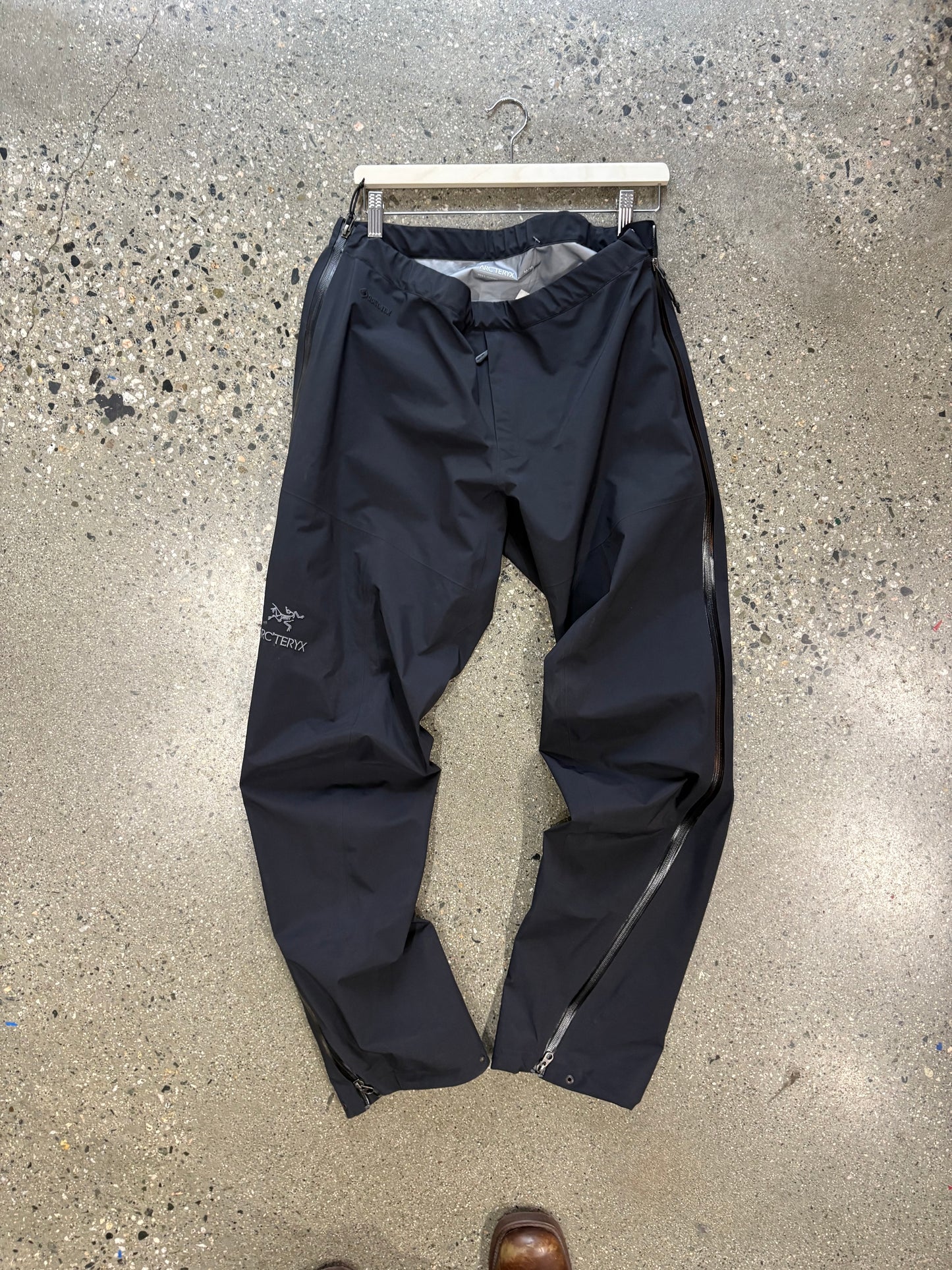 (Mens M) Arcteryx Beta Goretex Pants
