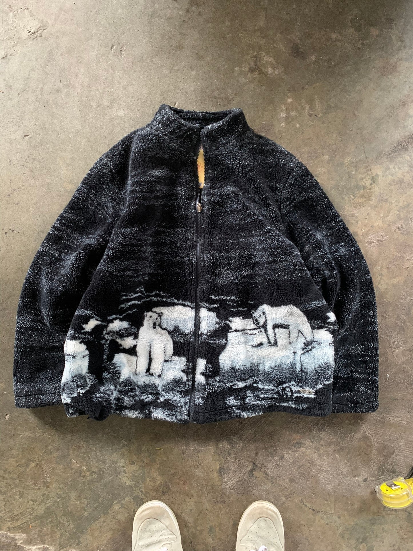 (L) Vintage Deep Pile Polar Bear Fleece