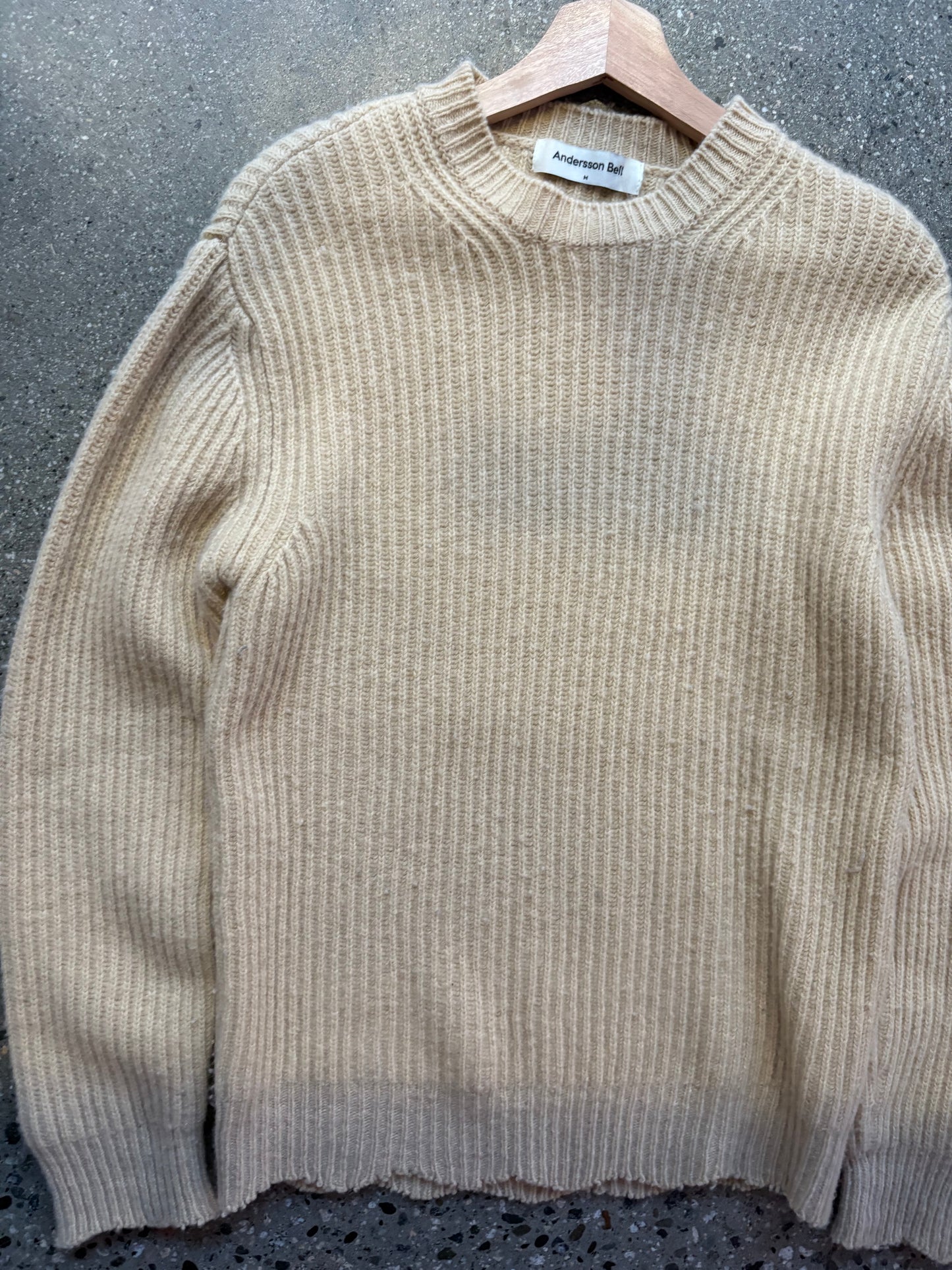 (M) Andersson Bell Wool Knit