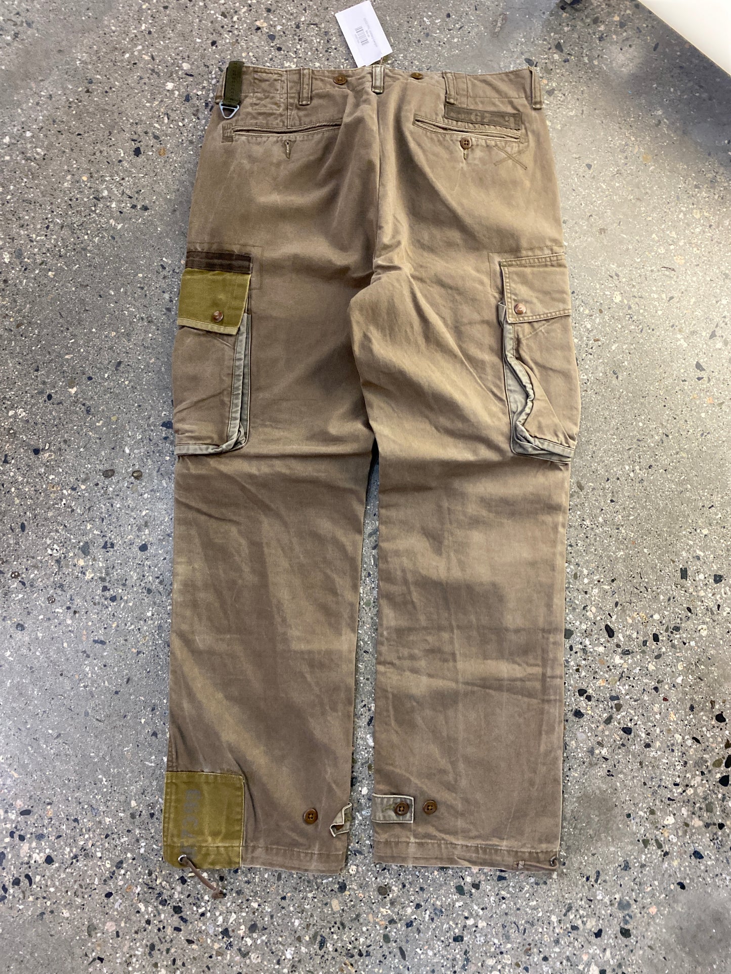 (33/32) PRL military cargos