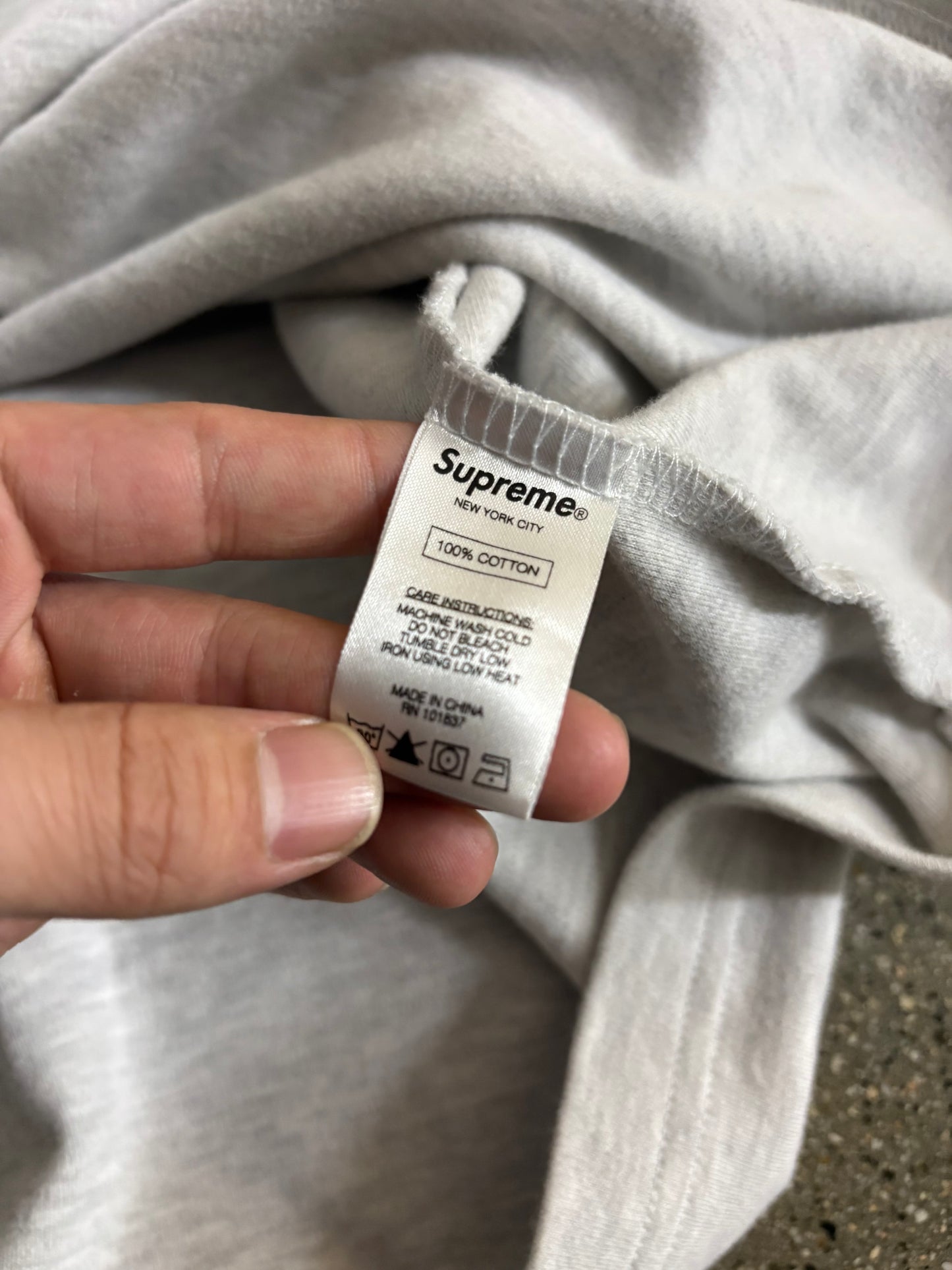 (M) Supreme Turtleneck ( AS IS )