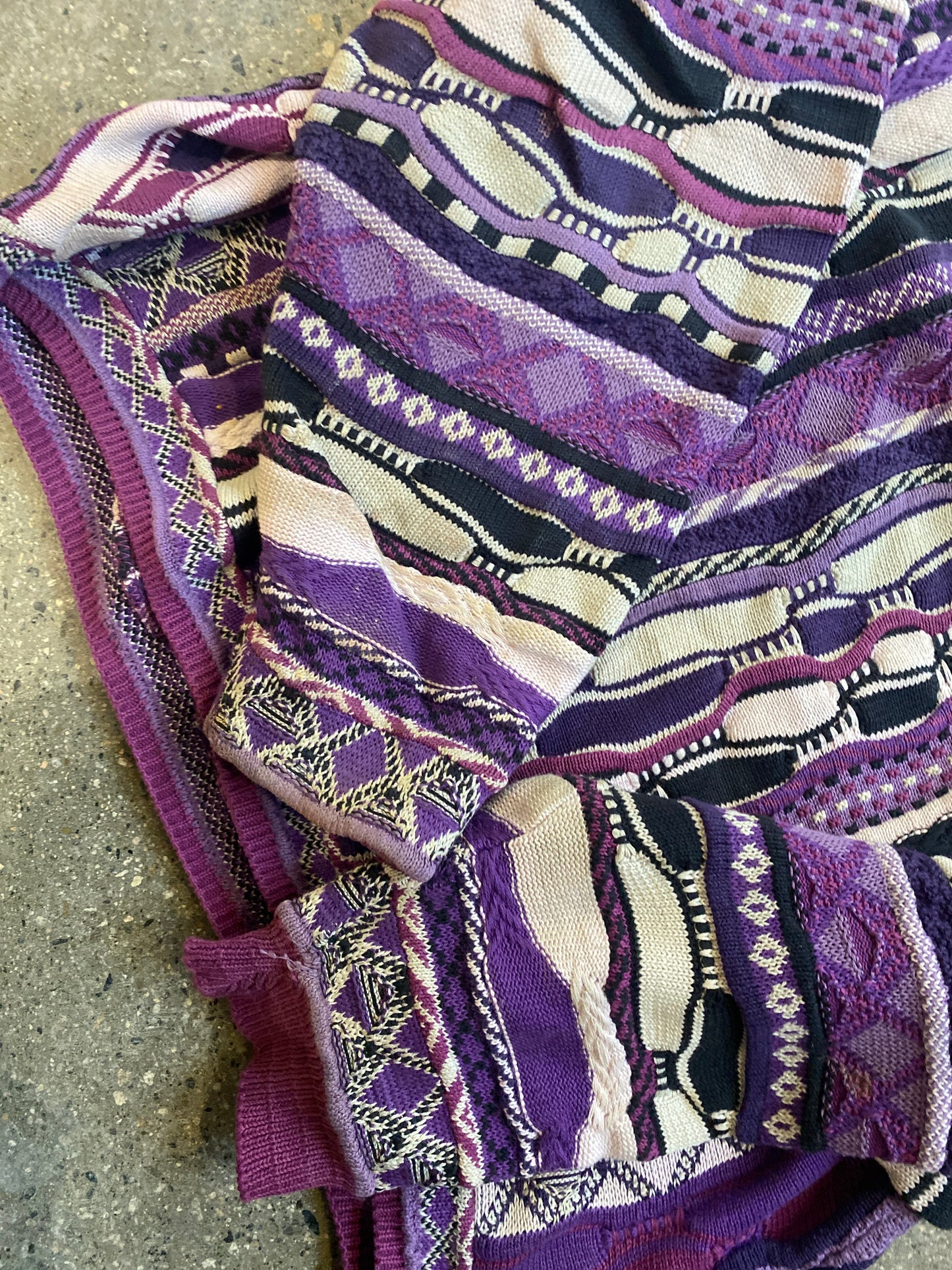 (M/L) Saxony 3D Coogi Style Knit Pink/Purple