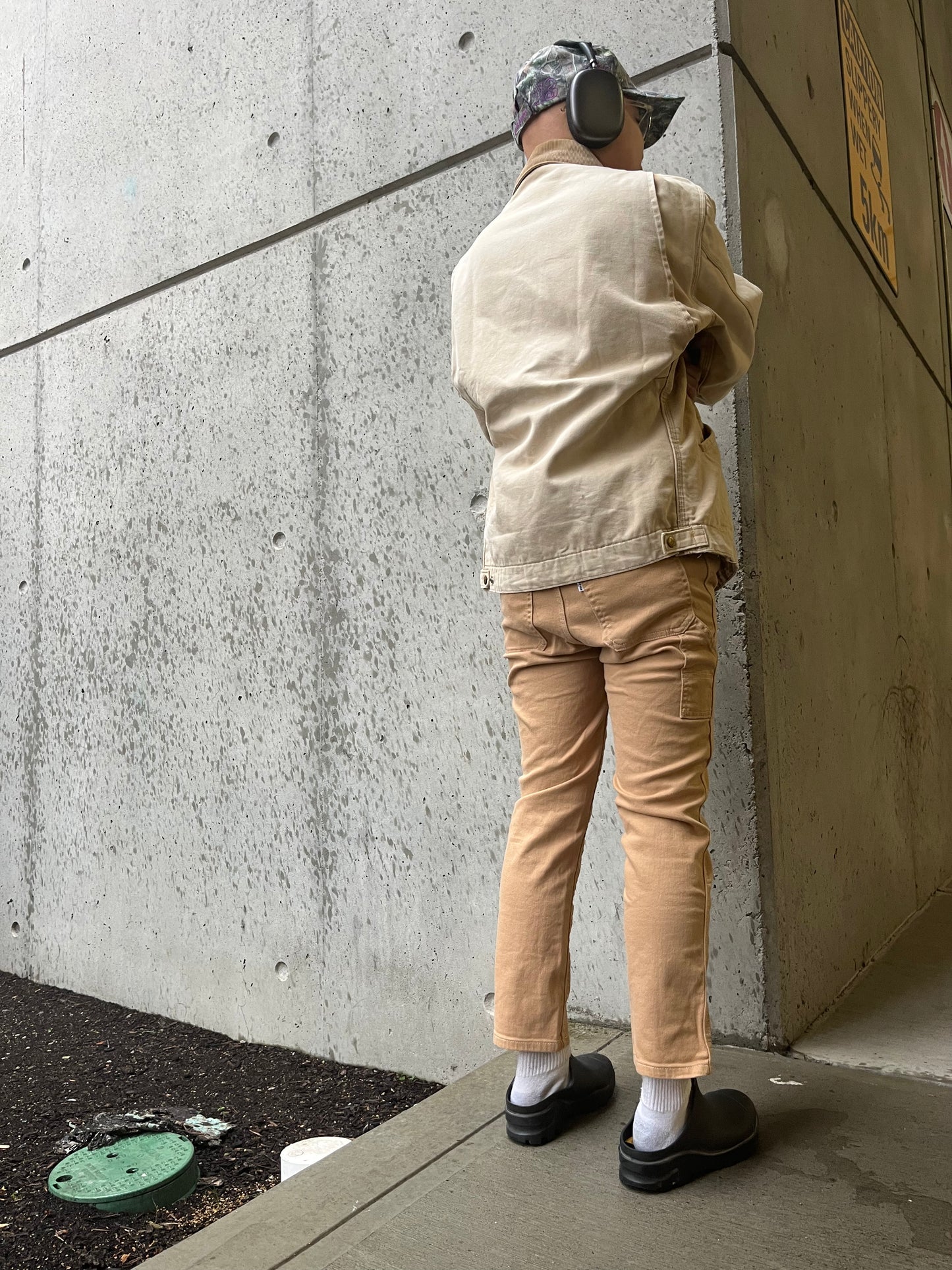 (27”) Levi’s Carpenter Pants