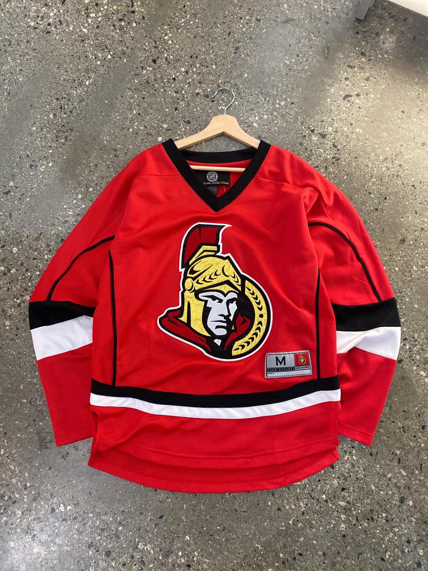 (M) Senators Hockey Jersey