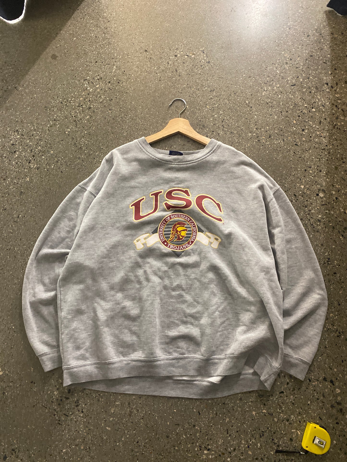 (2X) 2000s USC TROJANS CREWNECK