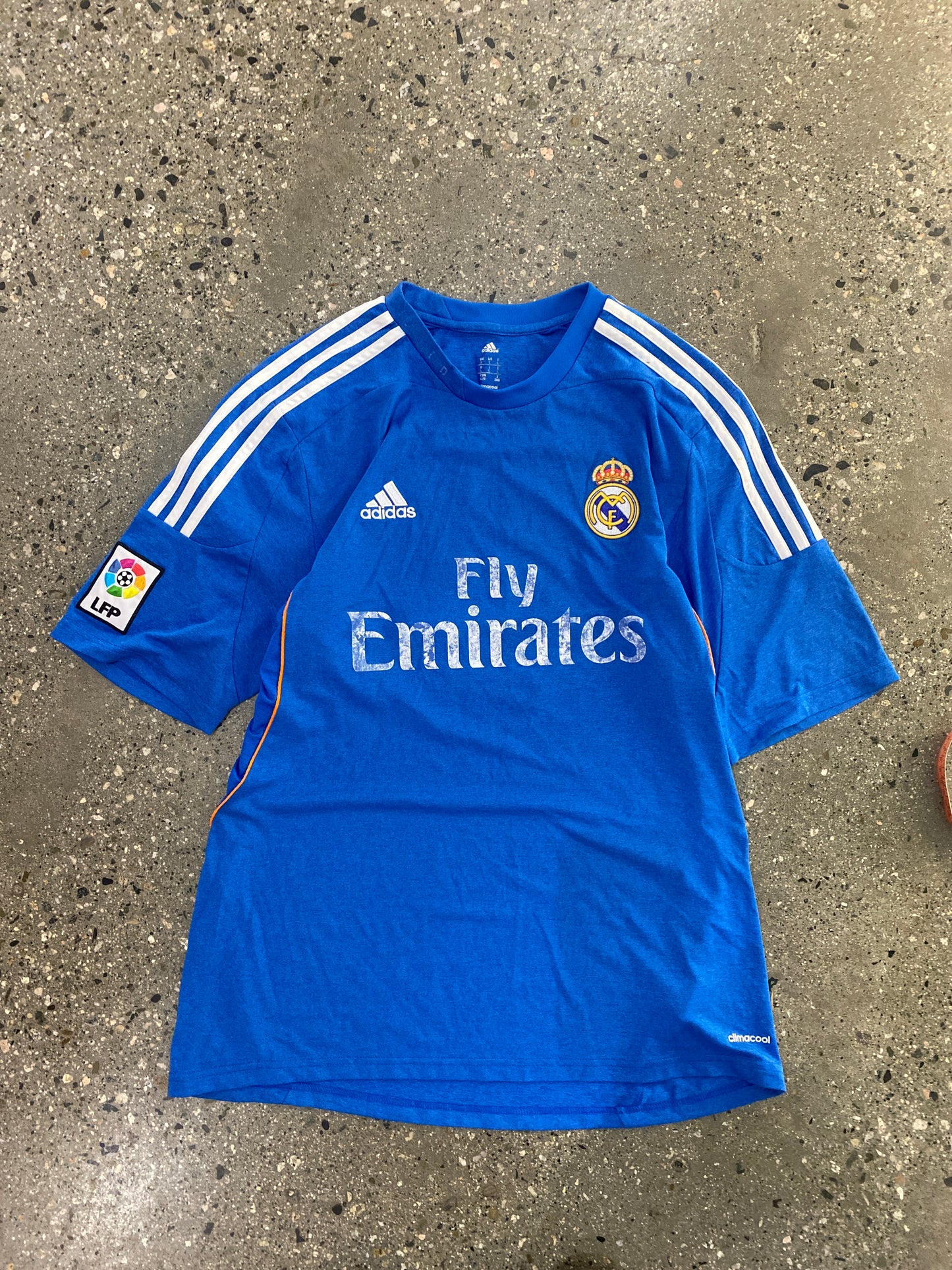 (M/L) Real Madrid Pepe Tee Jersey
