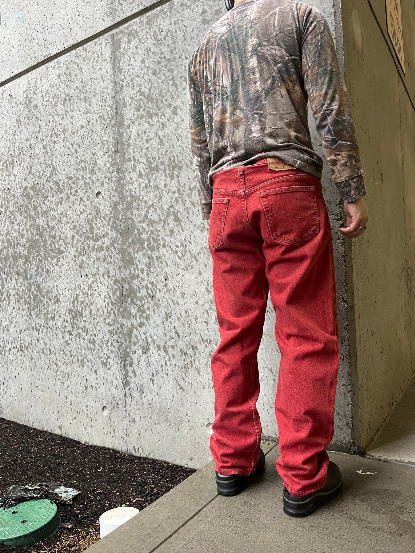 (33”) 90’s Levi Red 501 Denim