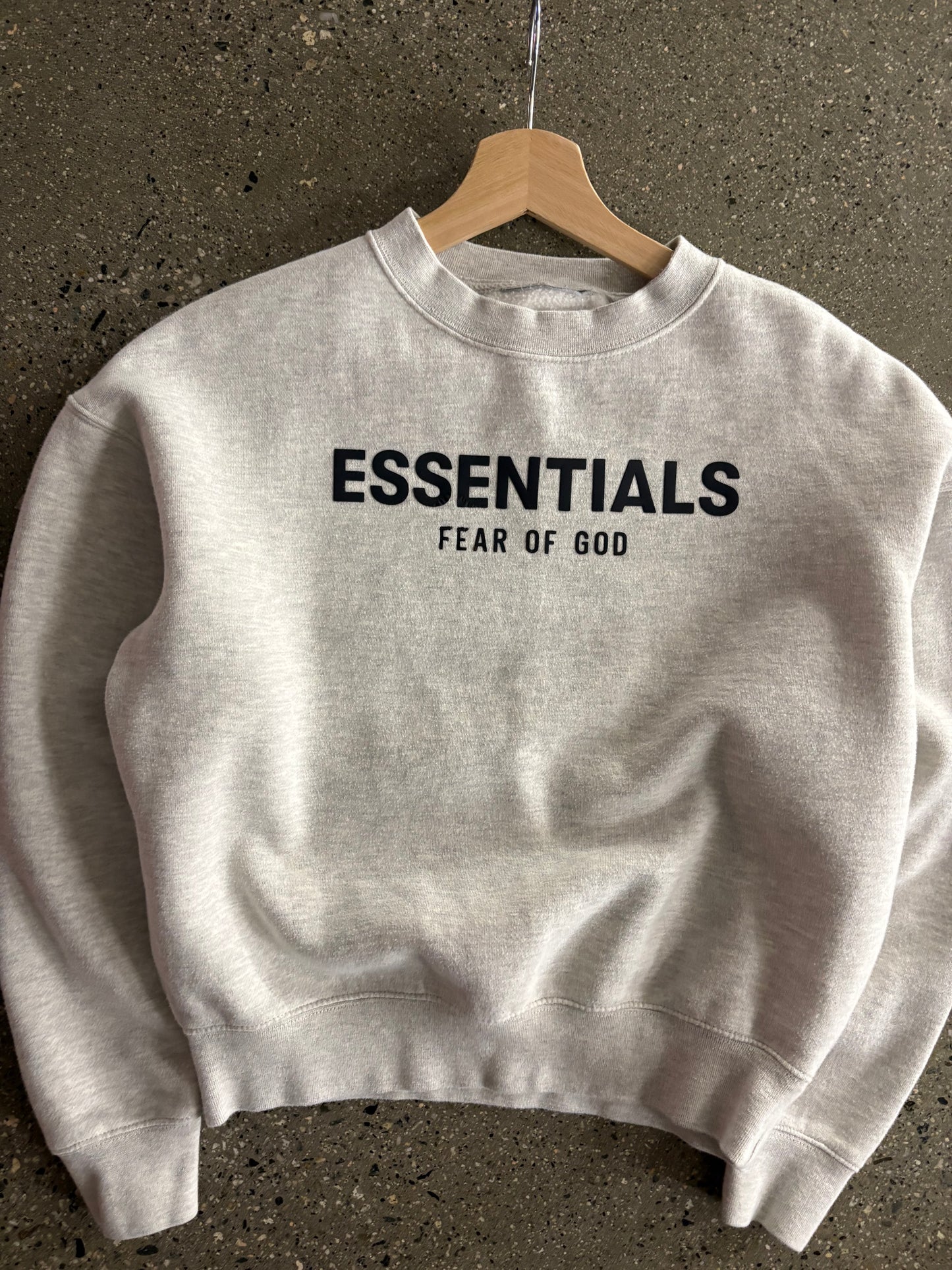 (XS) Cropped Essentials Crewneck
