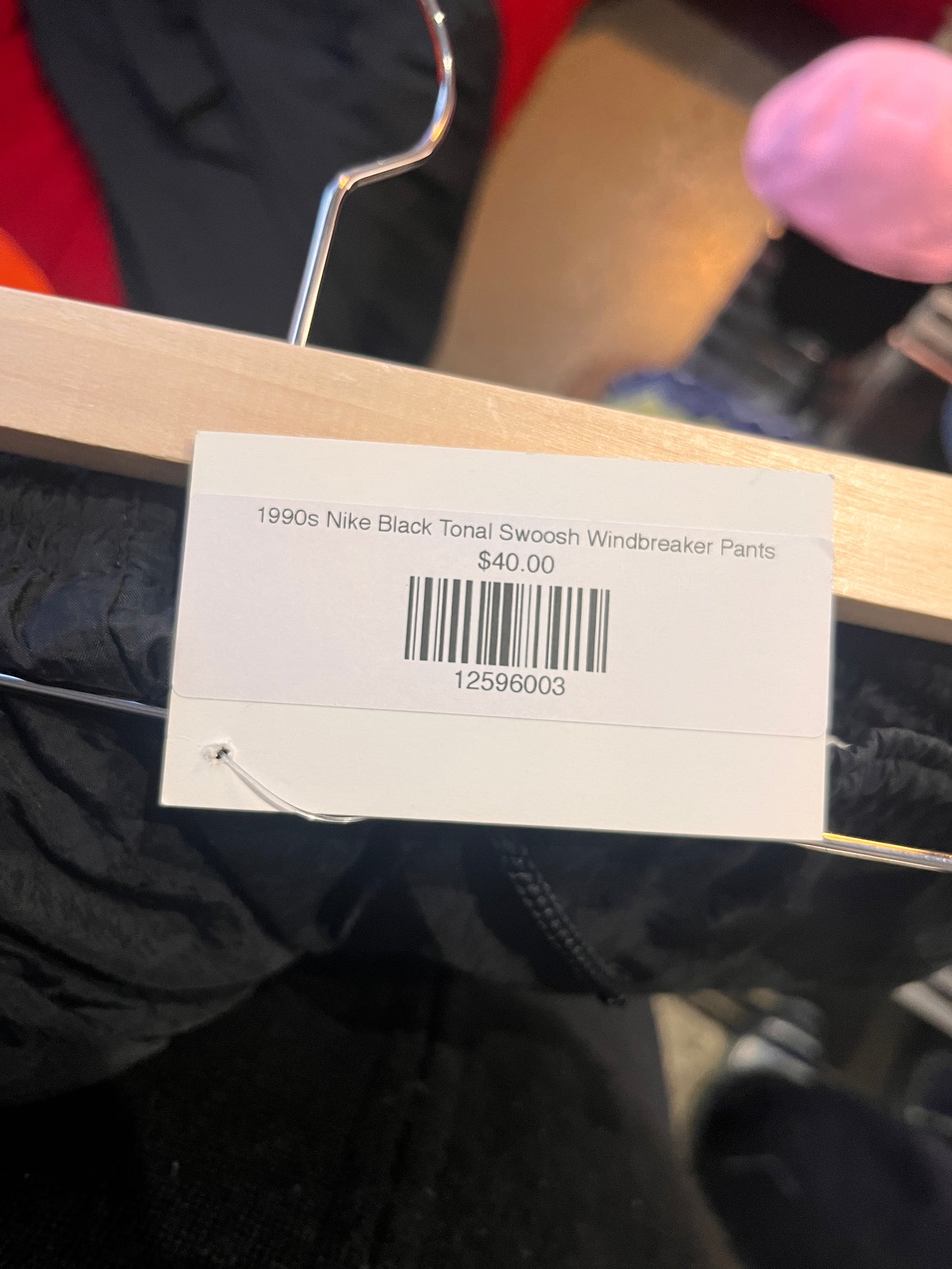 (M) 1990s Nike Black Tonal Swoosh Windbreaker Pants