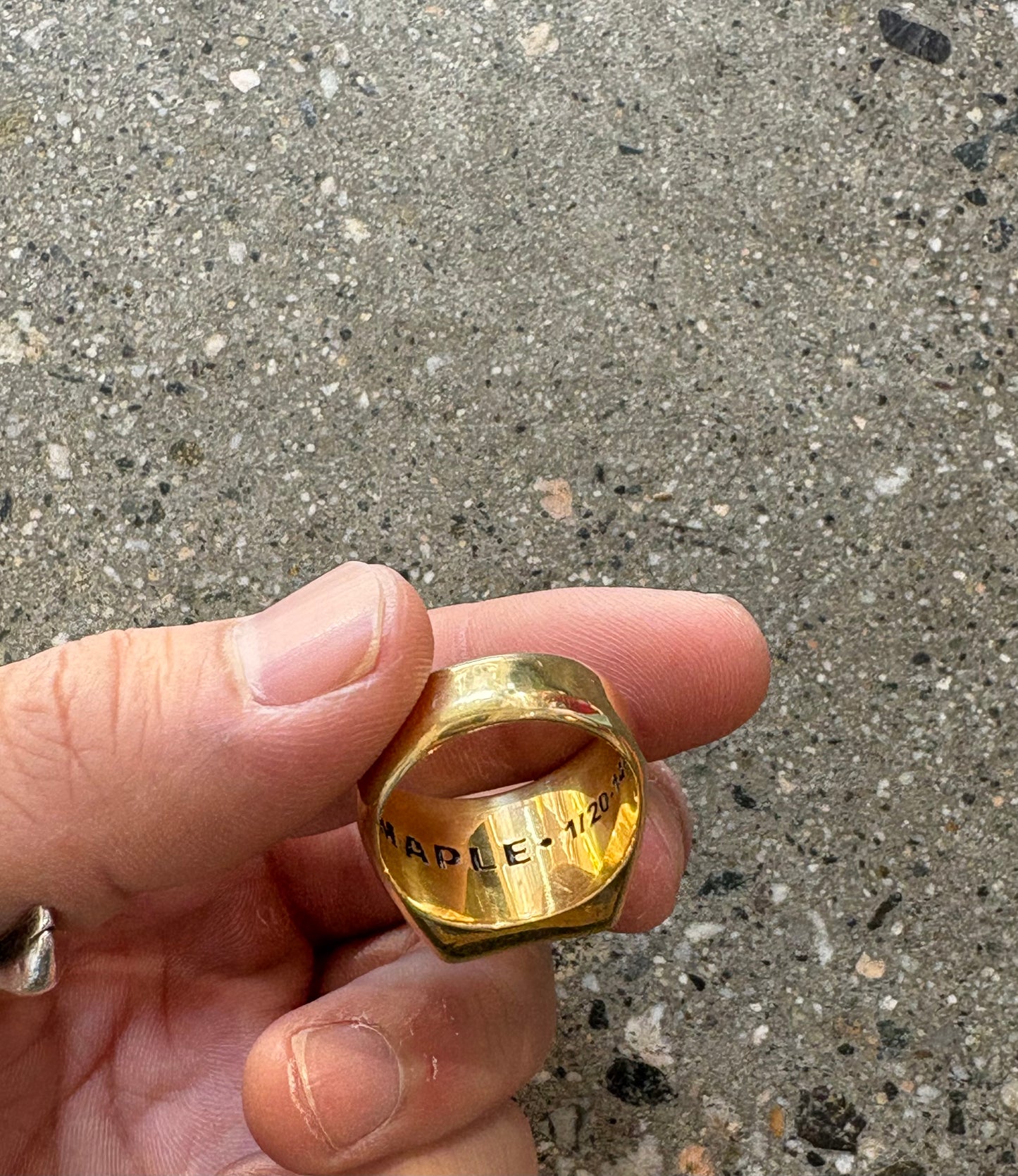 (Sz11) Maple 14k Amethyst Stone Ring