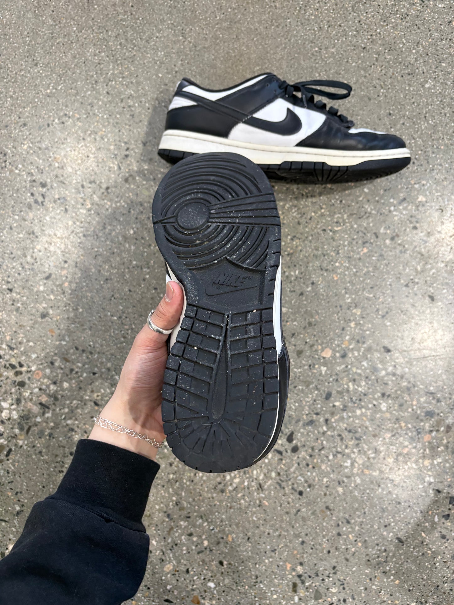 US9.5 Dunk Low Pandas 2021