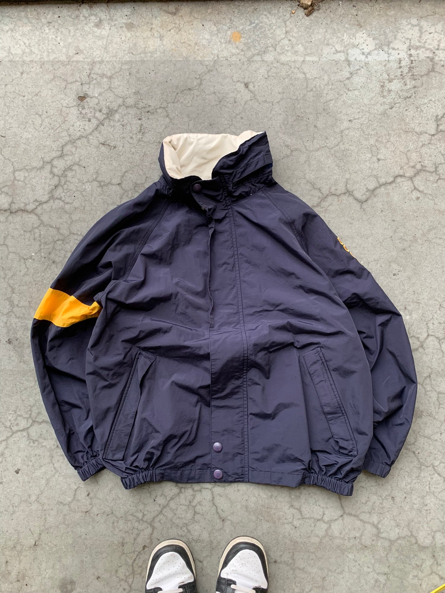(XL/2X) Salomon Light Jacket