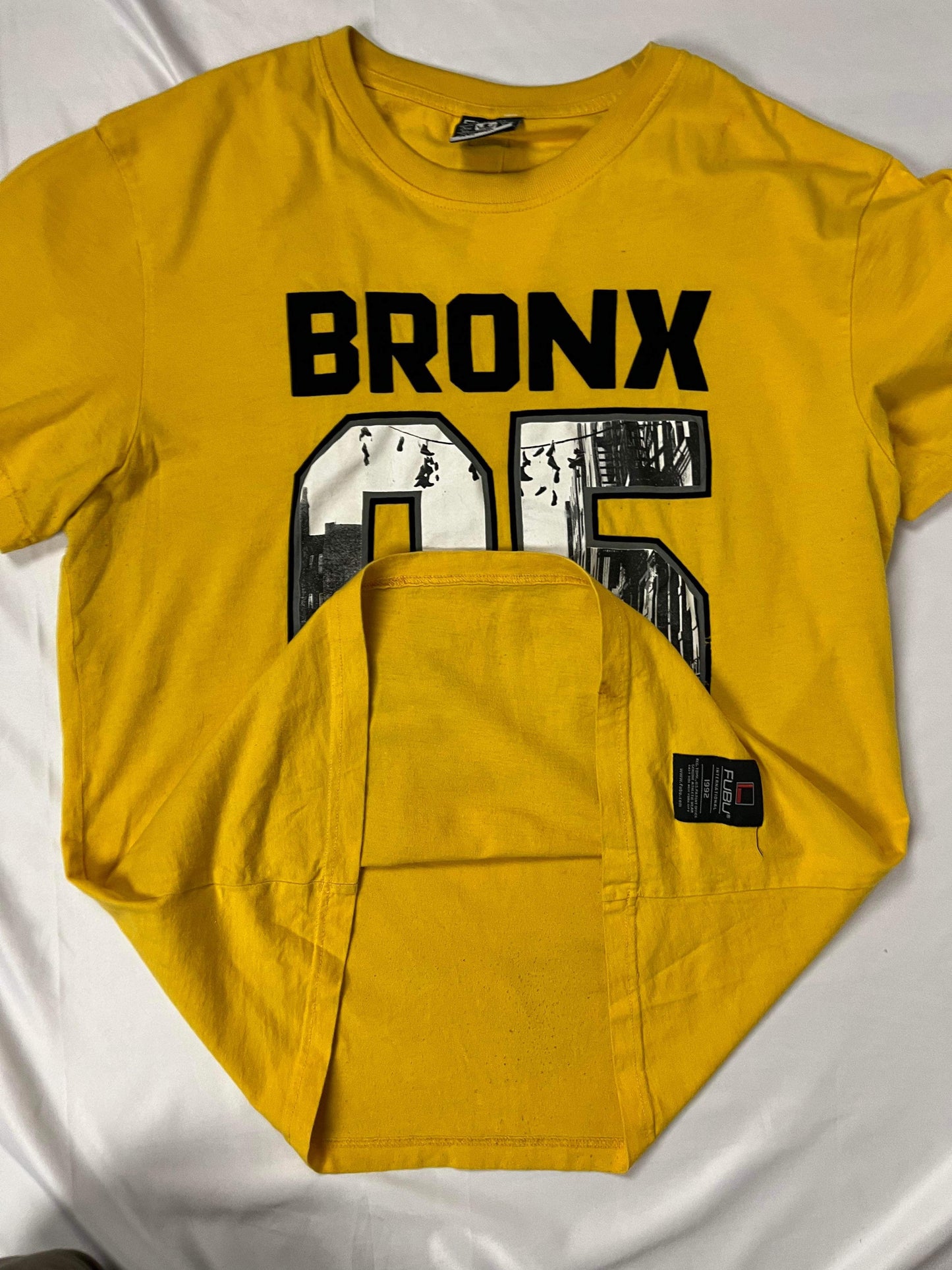 (XL/2X) FUBU Bronx Tee