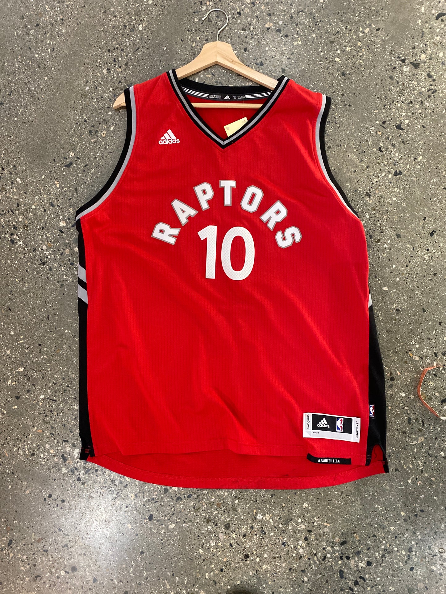 (2X) Raptors DeMar DeRozan Jersey