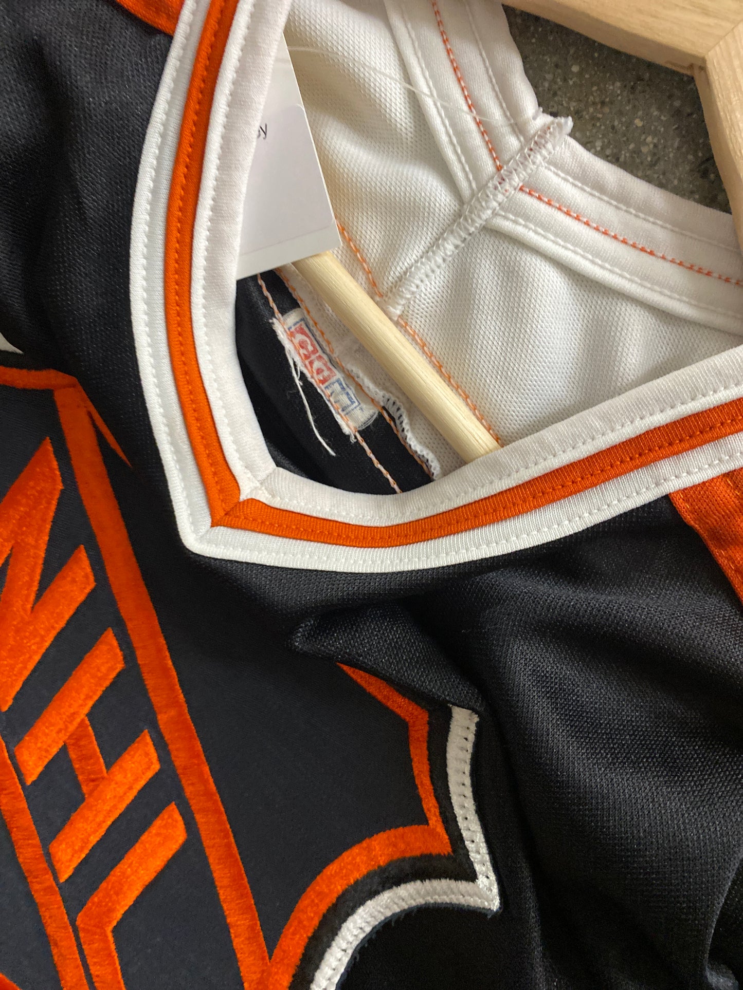 (m) Vintage NHL wales conference jersey