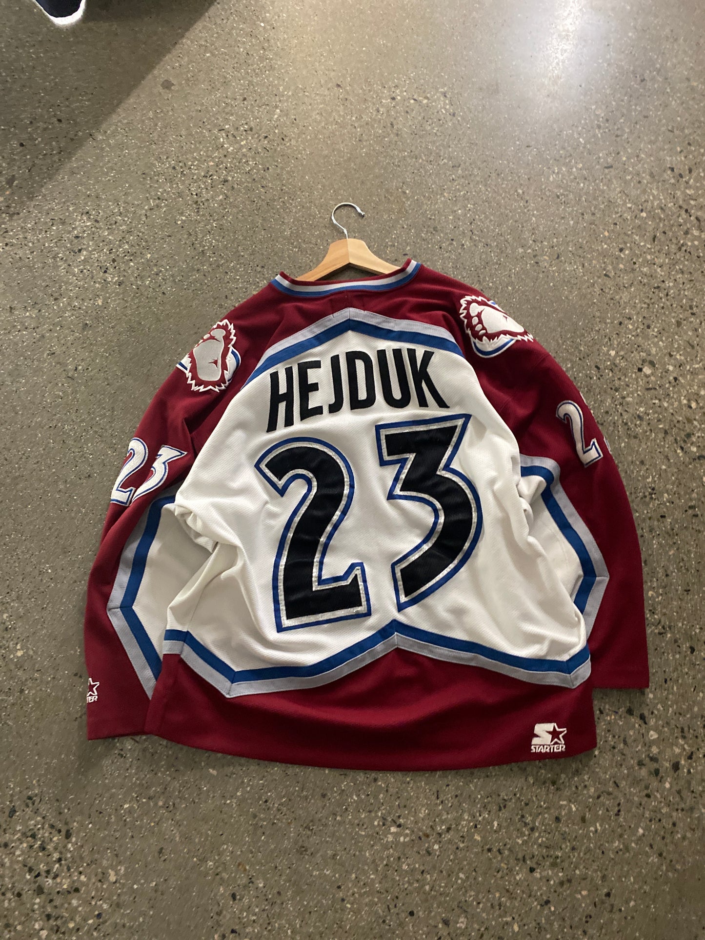 (XL/2X) Starter Colorado Avalanche Hejduk Jersey