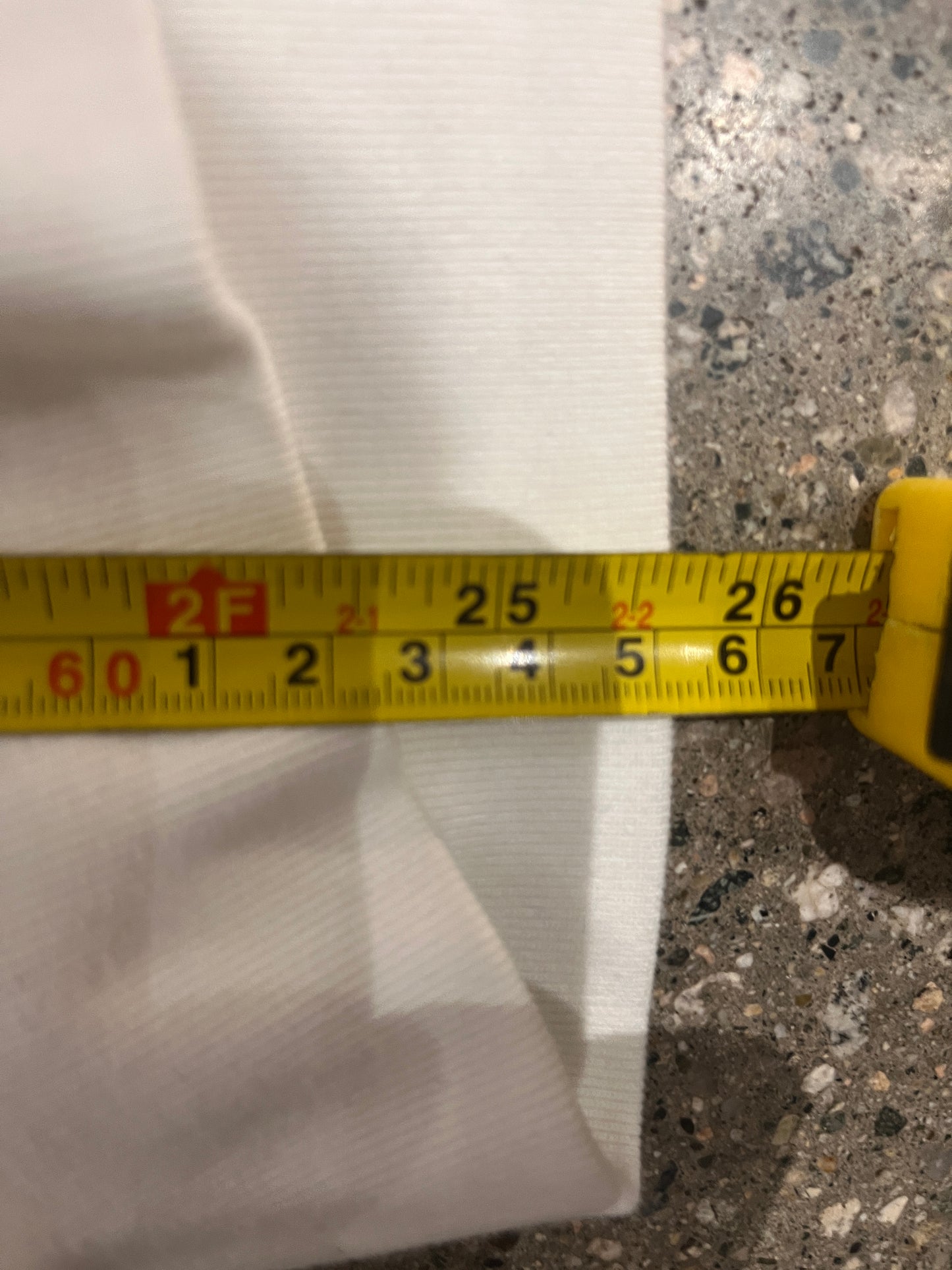 (S) Offwhite Diagonal Spray Crewneck