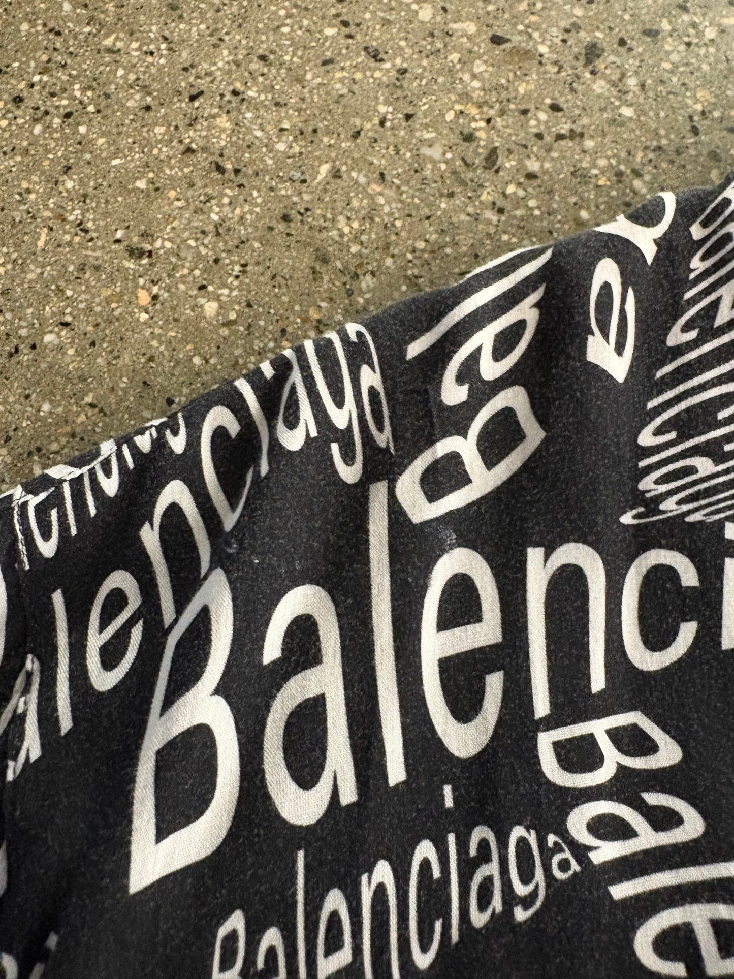 (XL) Balenciaga Button up
