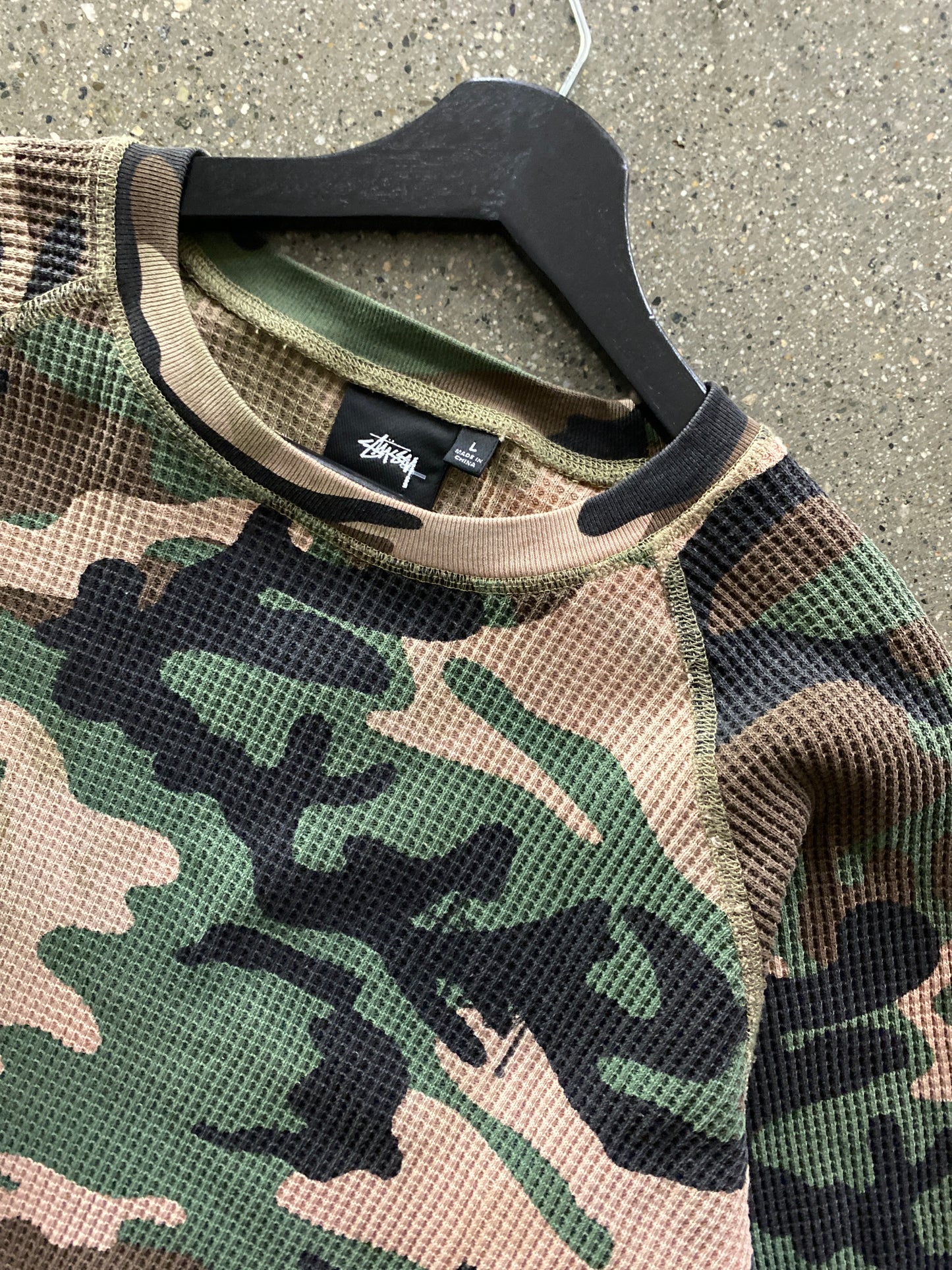 (L) Stussy Woodland Camo Thermal