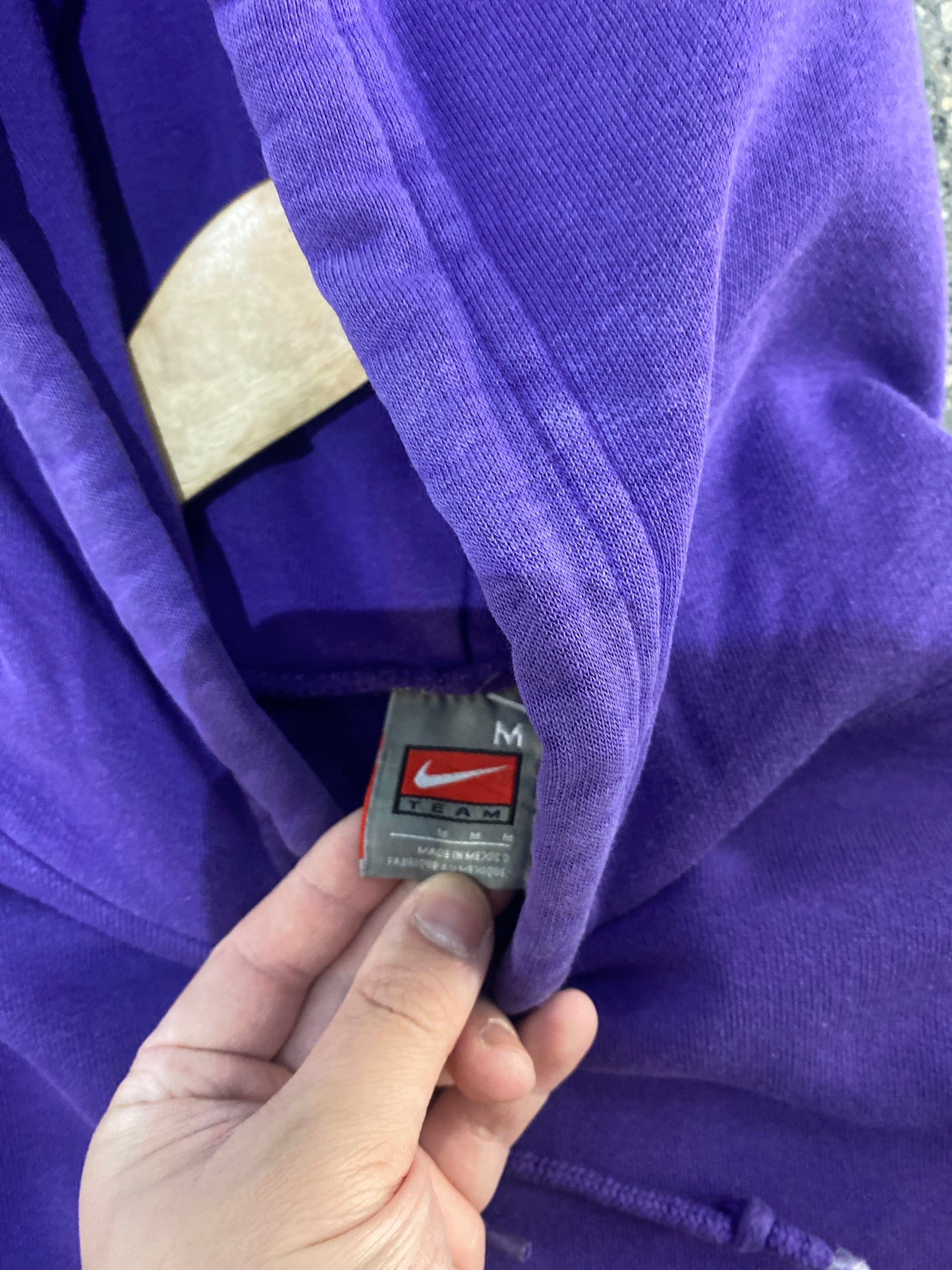 (M) 2000s/2010s Nike Purple Pocket Swoosh