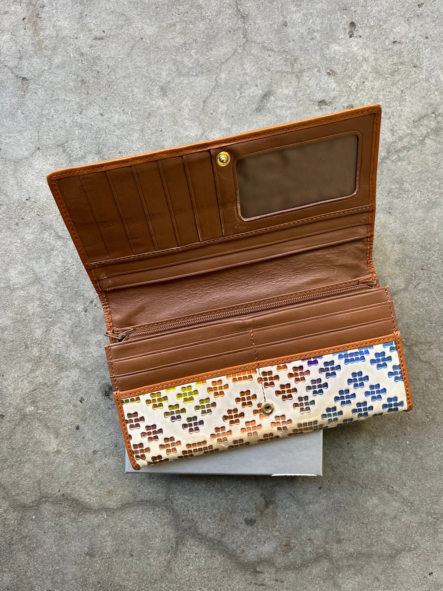 ~ Vivienne Westwood Gradient trifold
