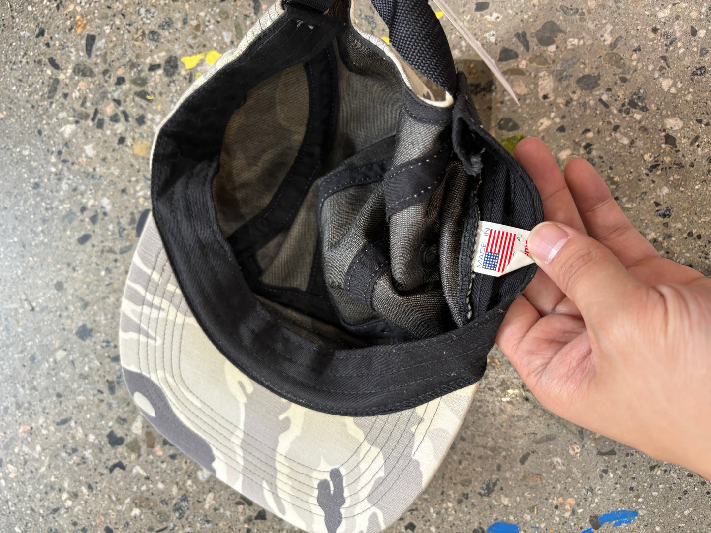 (OS) Supreme Camp Hat Camo ( as is )