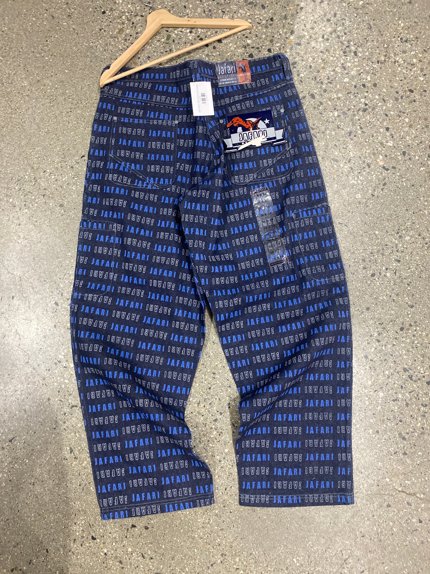 (38”) BNWT Jafari Hiphop Jeans Baggy