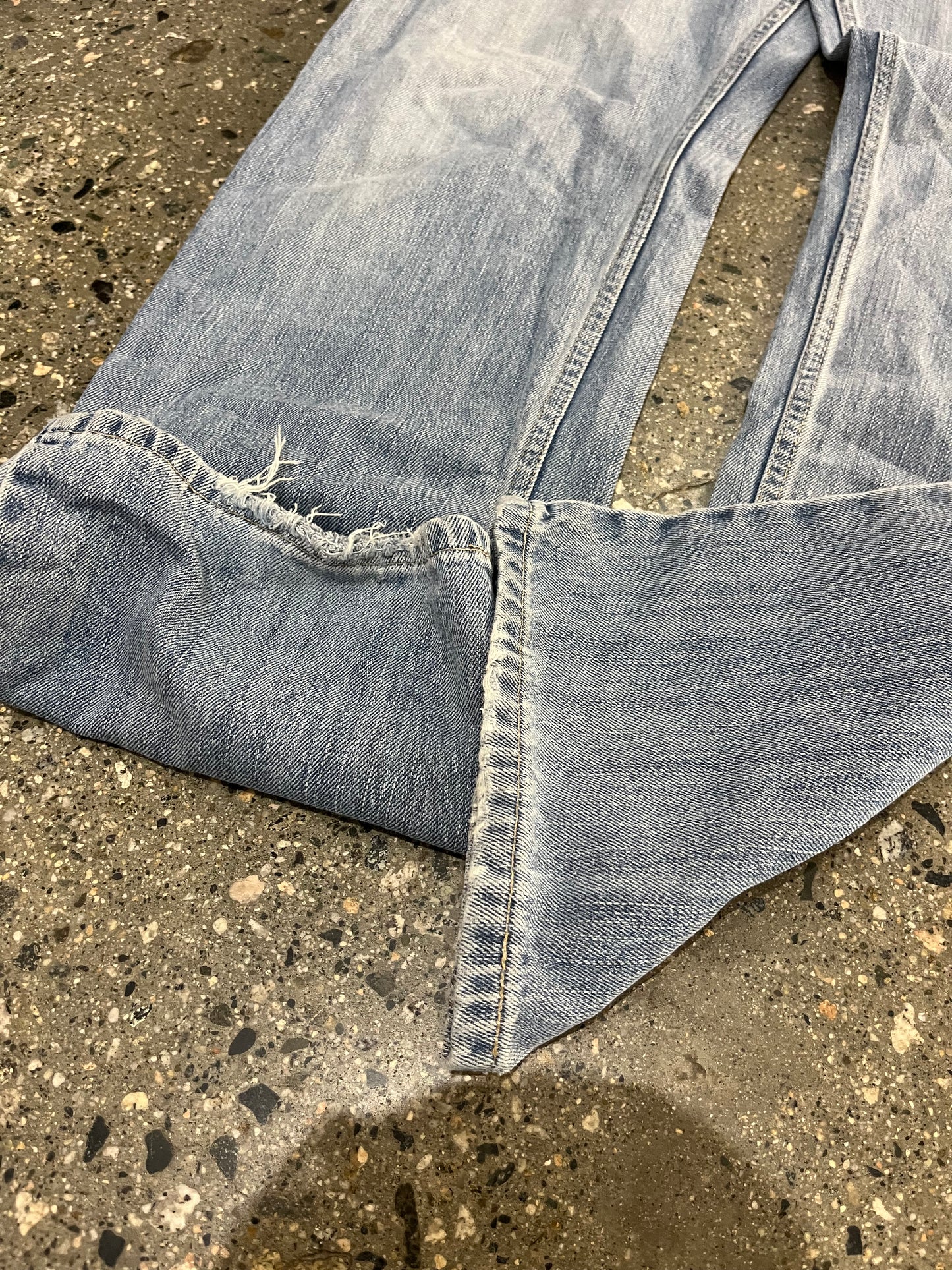 (W34”) Levi’s Light wash Denim