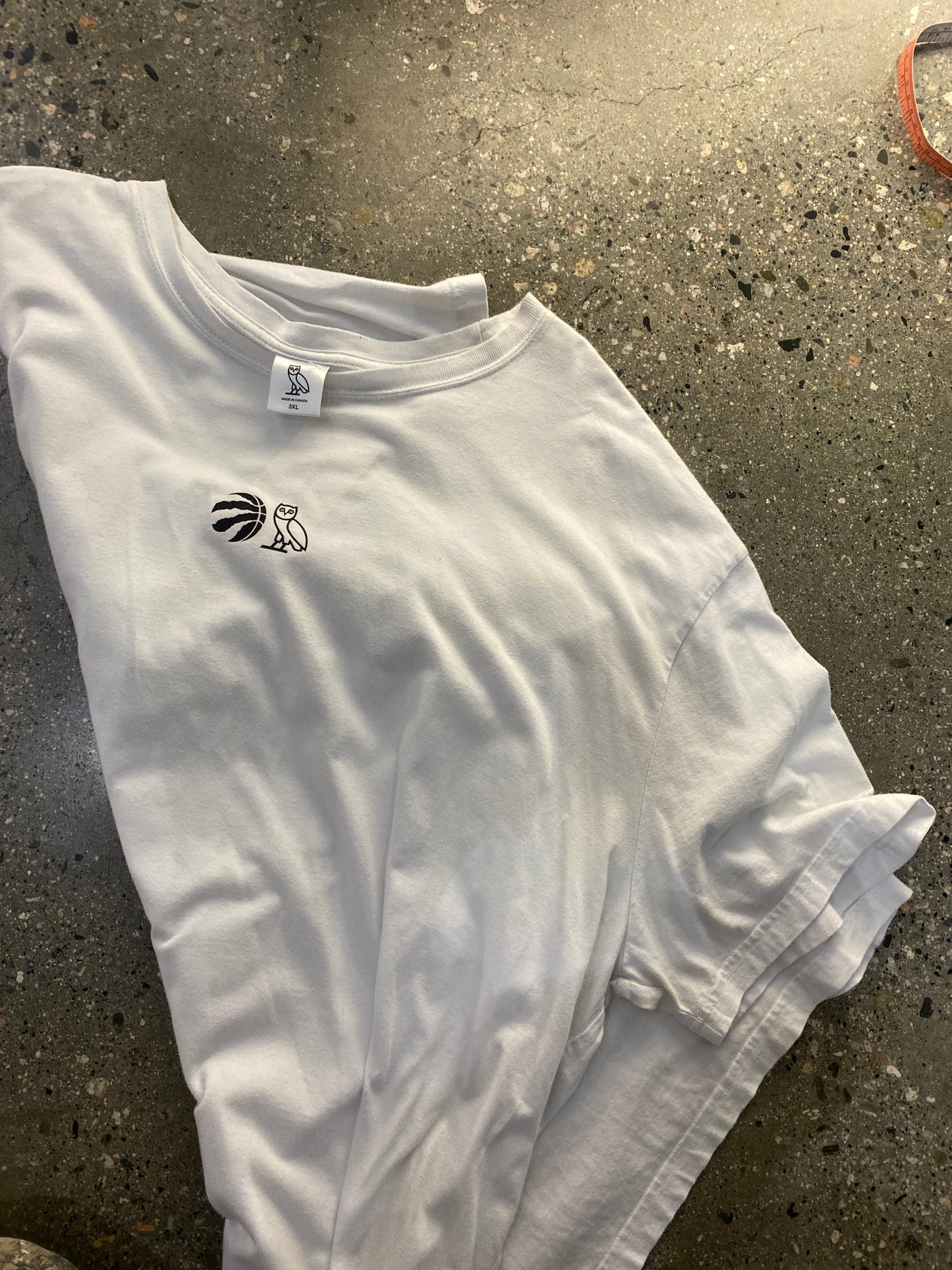 (3XL) A304 - OVO x Raptors Tee