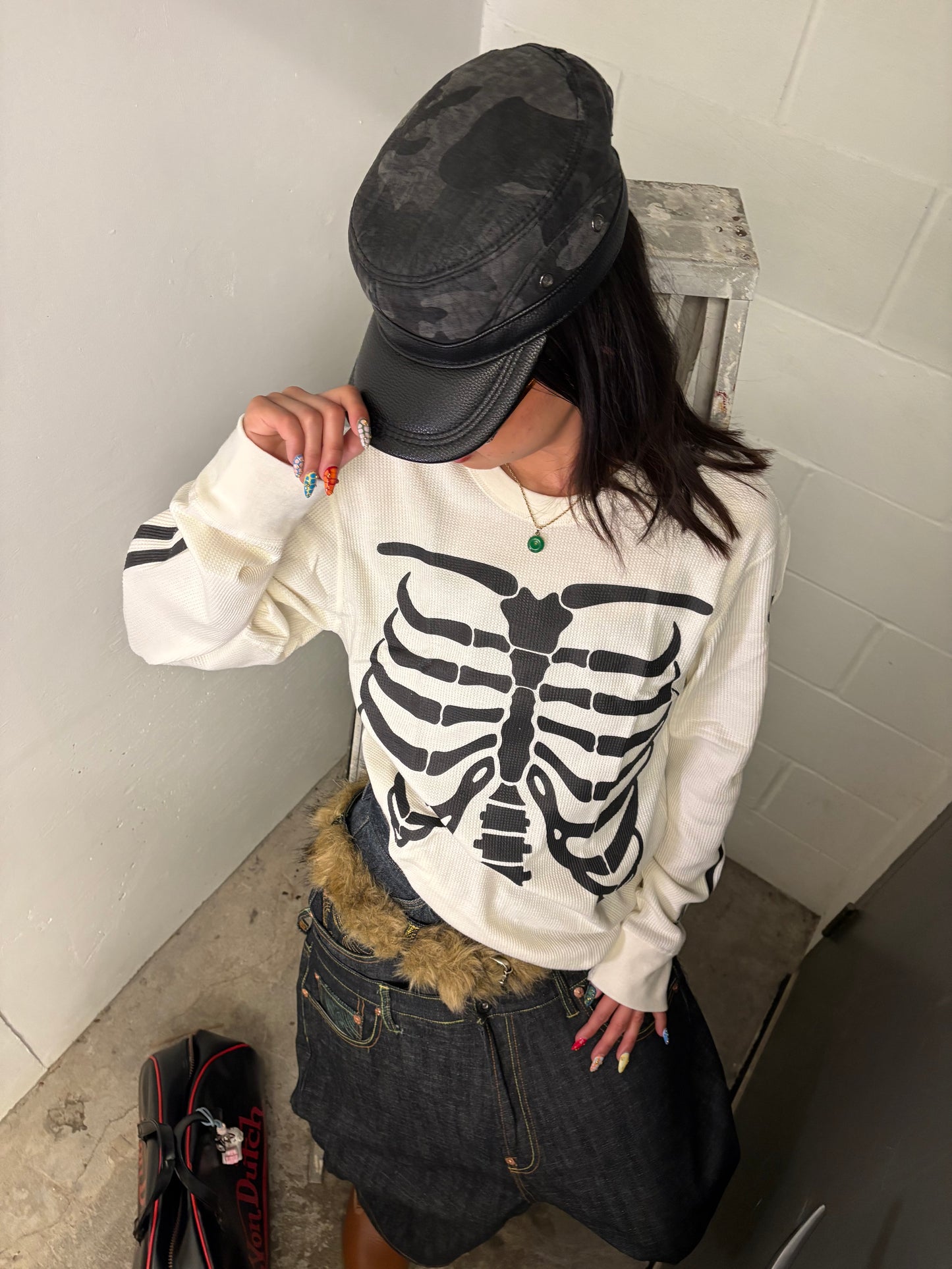 (L) Supreme Skeleton Waffle Knit