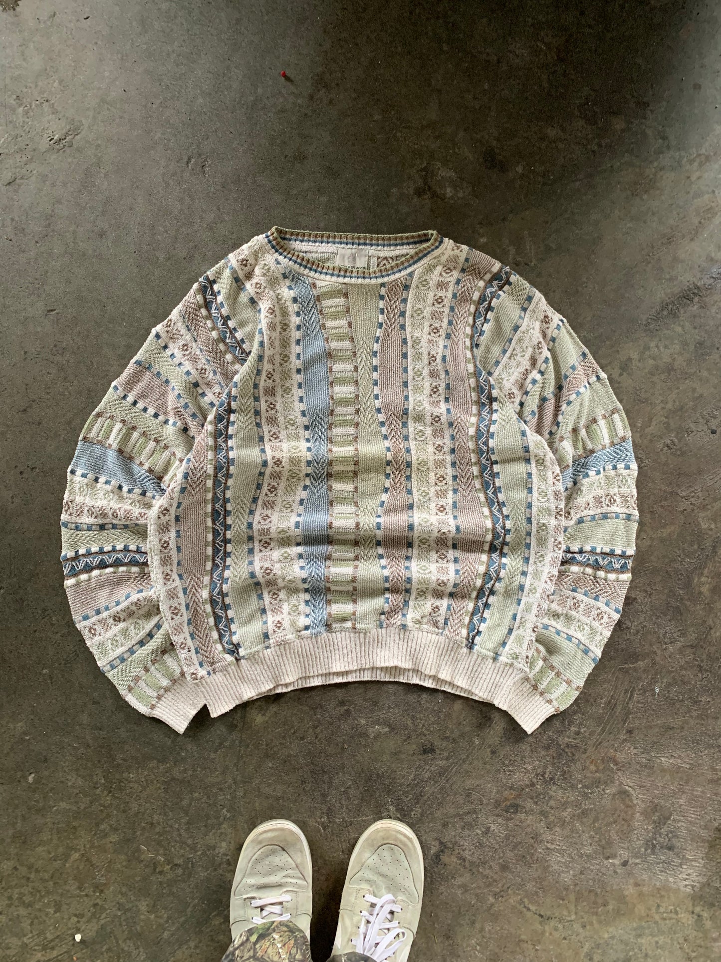(M/L) 90’s London Fog 3D Texture Knit