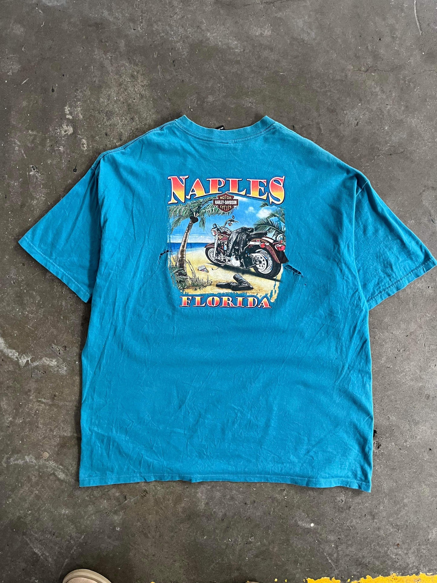 ~ (3X) Distressed 2000 Naples Harley Davidson Tee