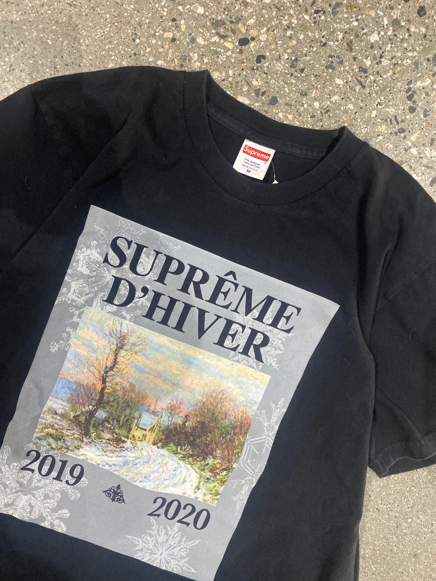 (M) Supreme D’hiver Tee