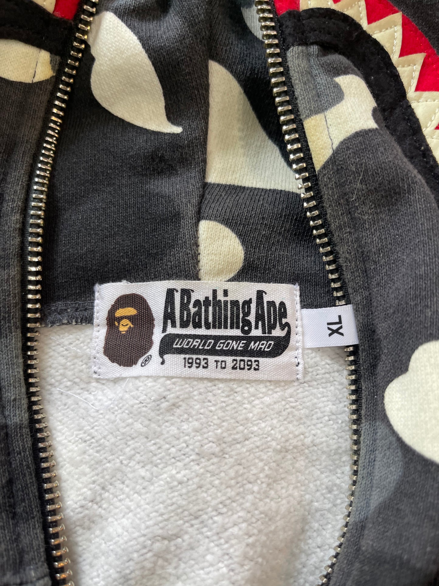 (M/L) Glow in the Dark Bape Full Zip