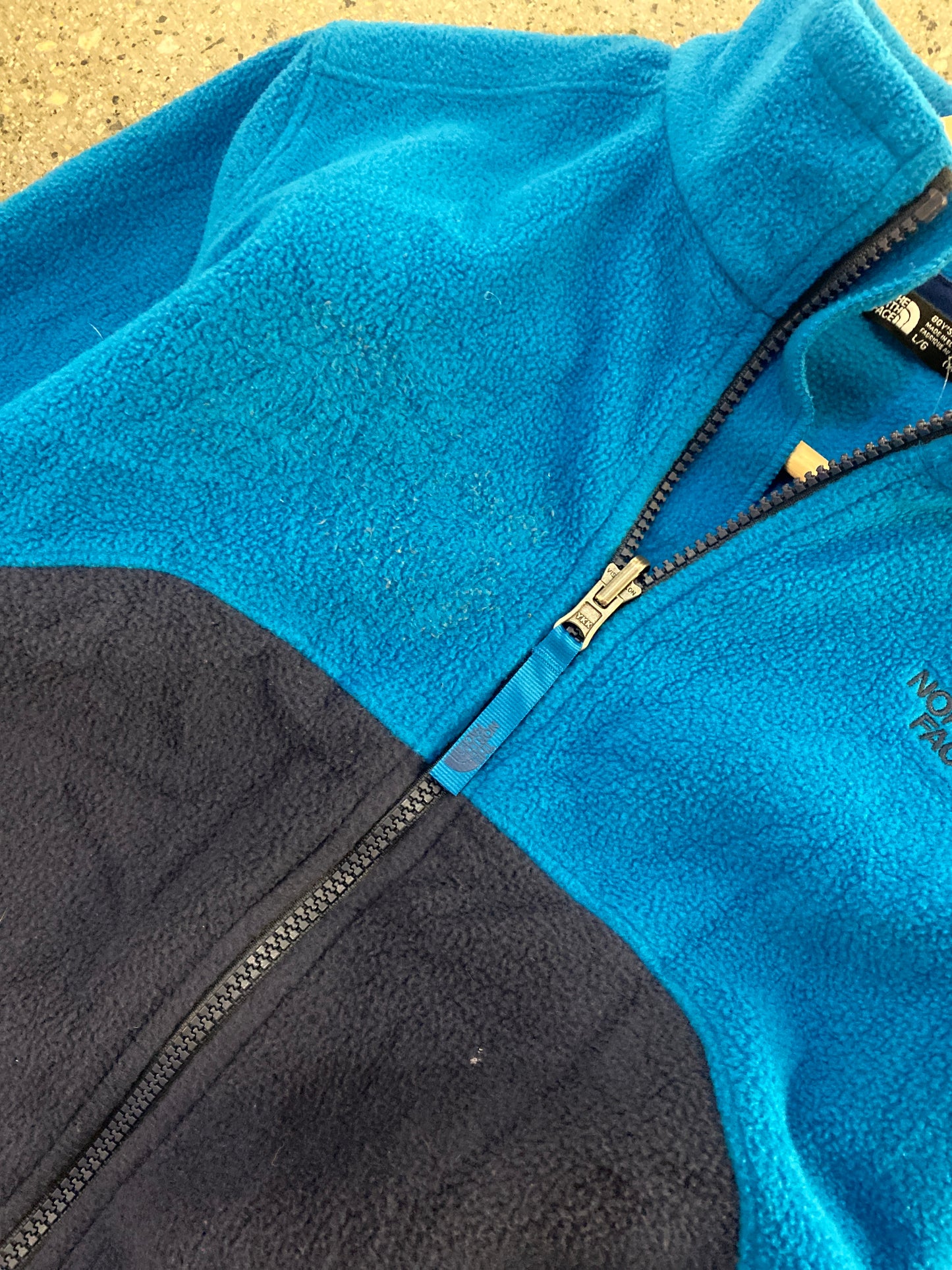 (XS) Bf134 - TNF Multicolor fleece