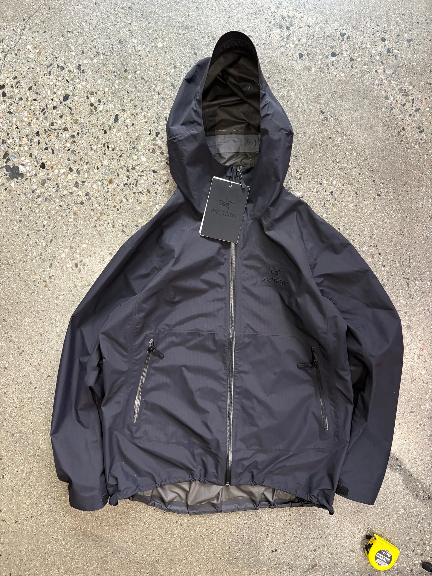 (L) Arcteryx Zeta ZL Goretex All Black Jacket