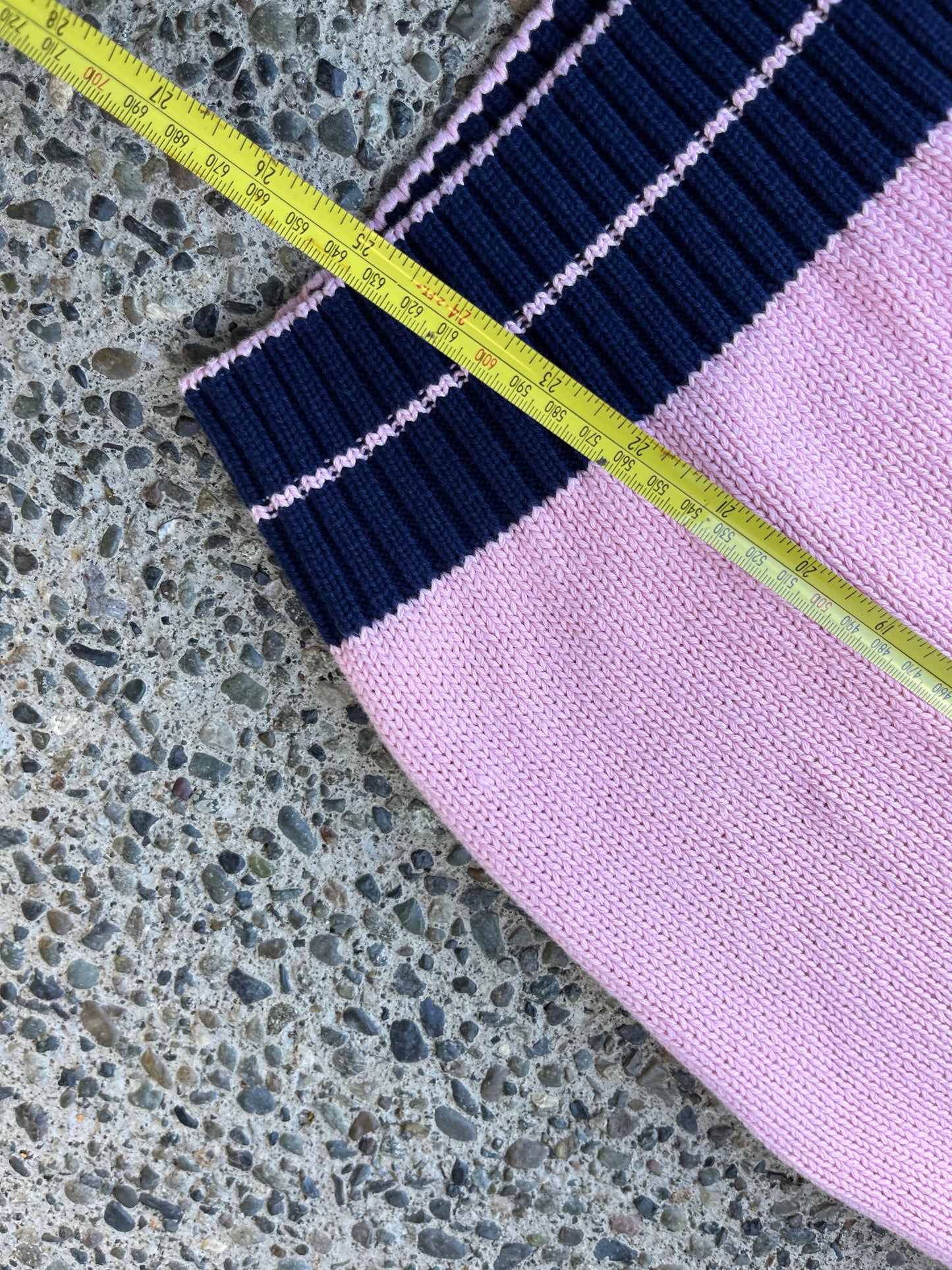 (L) 90s Bubble Gum Knitted Sweater Vest
