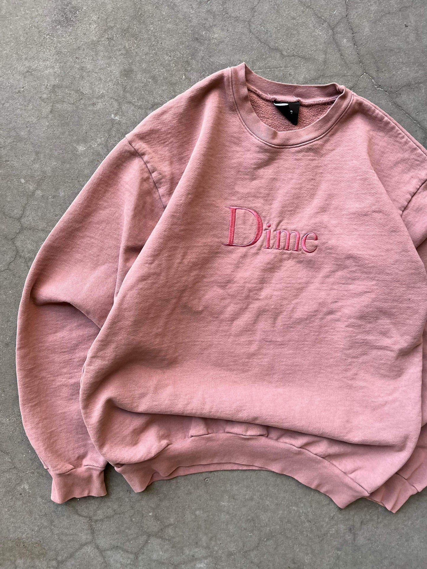 (M/L) Dime Rose Crewneck