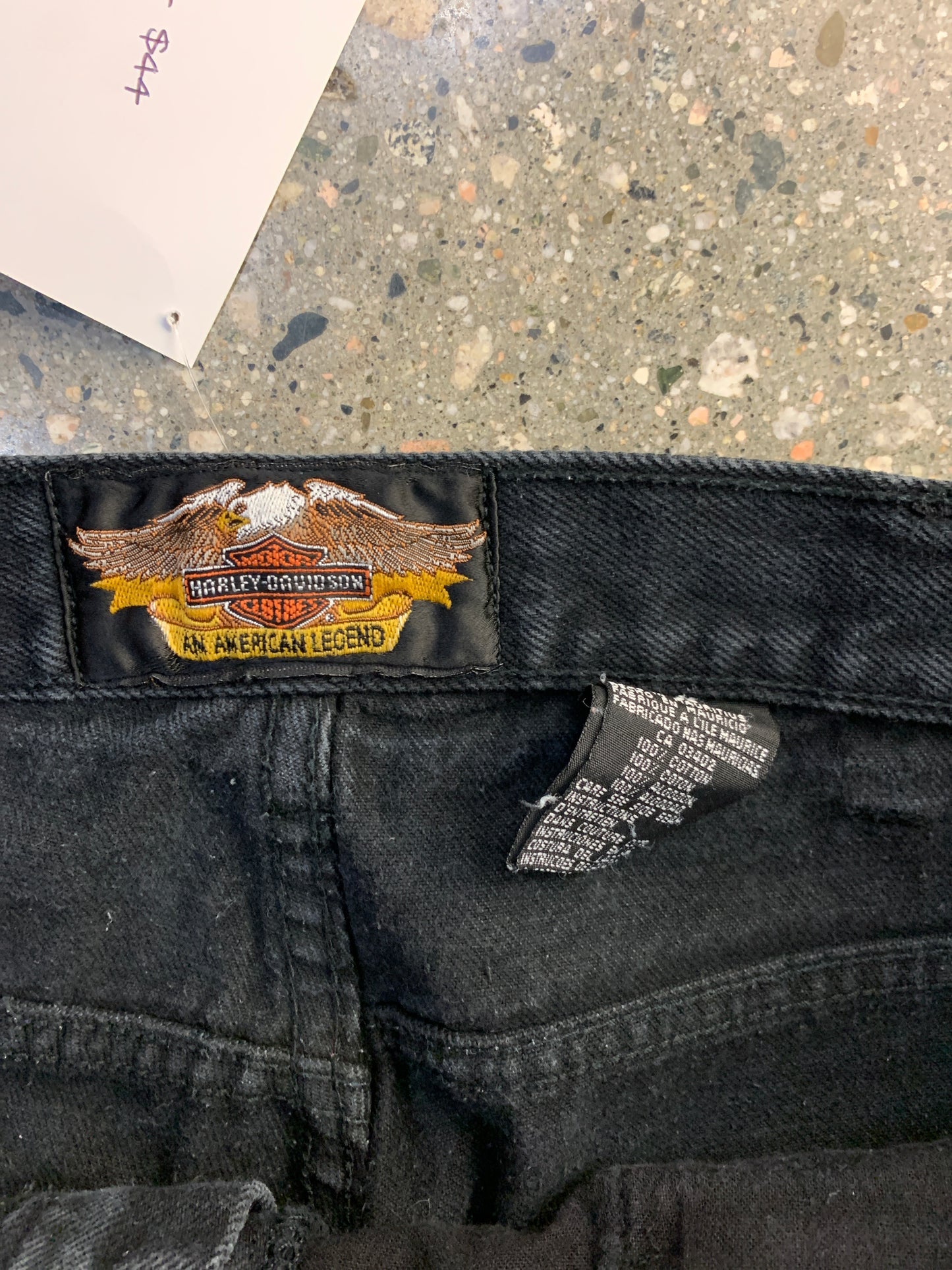 S39 - 38W Harley Davidson Jorts