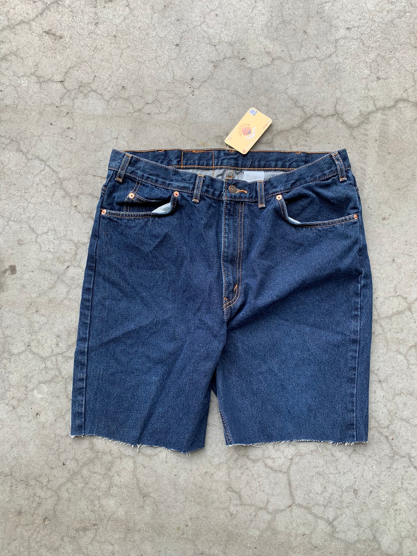 (38”) Vintage Dark Wash Levi Orange Tab Jorts