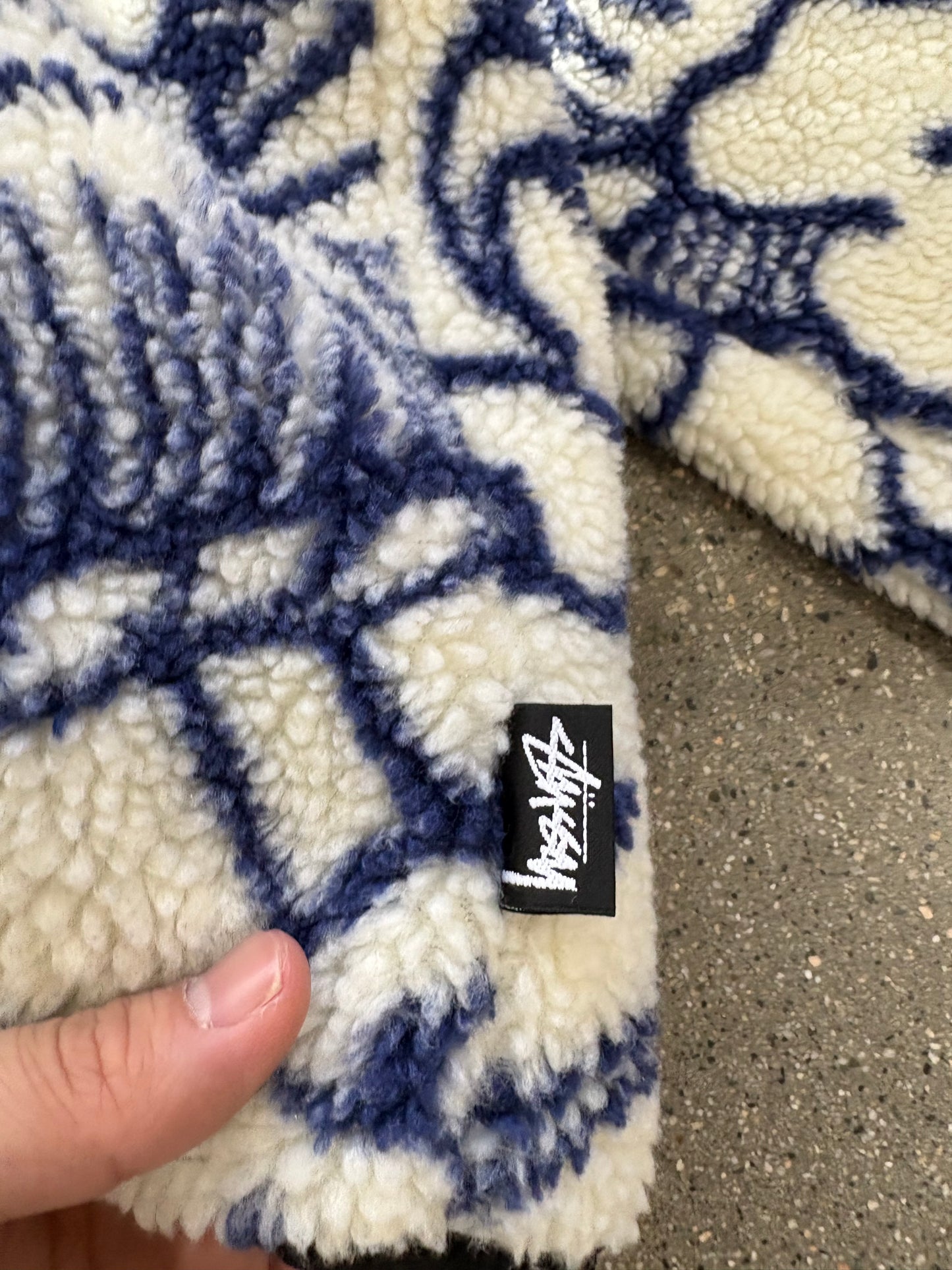 (L) Stussy Dragon Sherpa Fleece