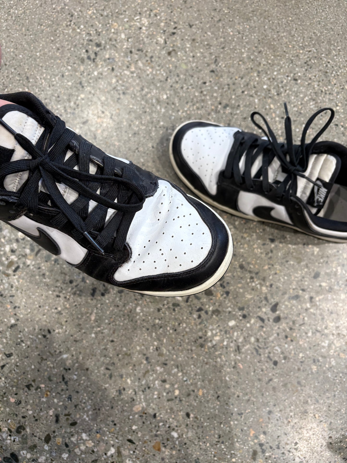 US9.5 Dunk Low Pandas 2021