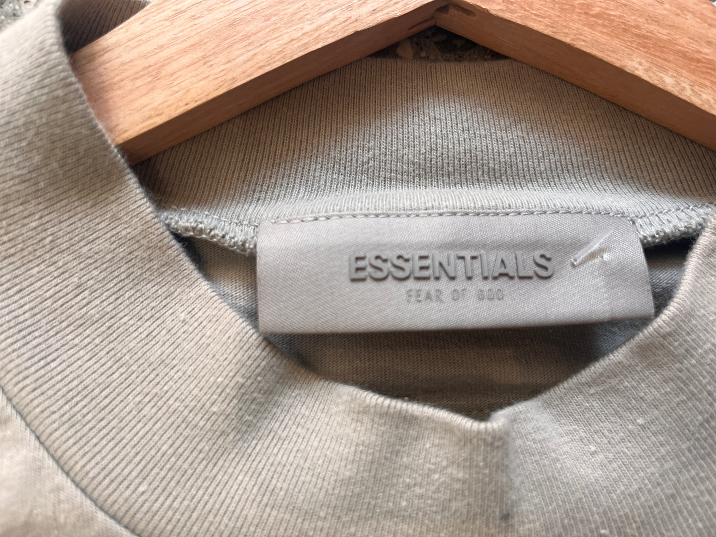 (S/M) Mocha Essentials Tee