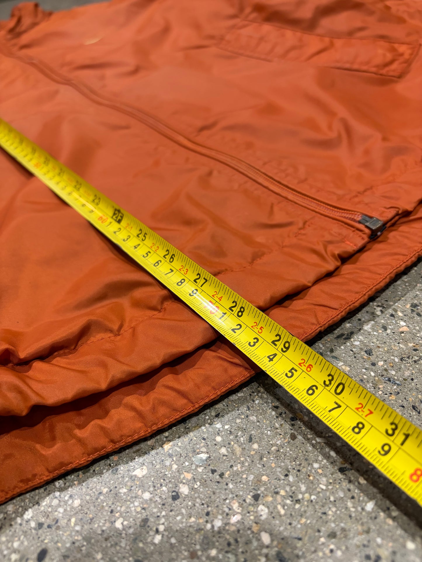 (M) 2000s Nike Windbreaker Orange ( No Zip Pull)