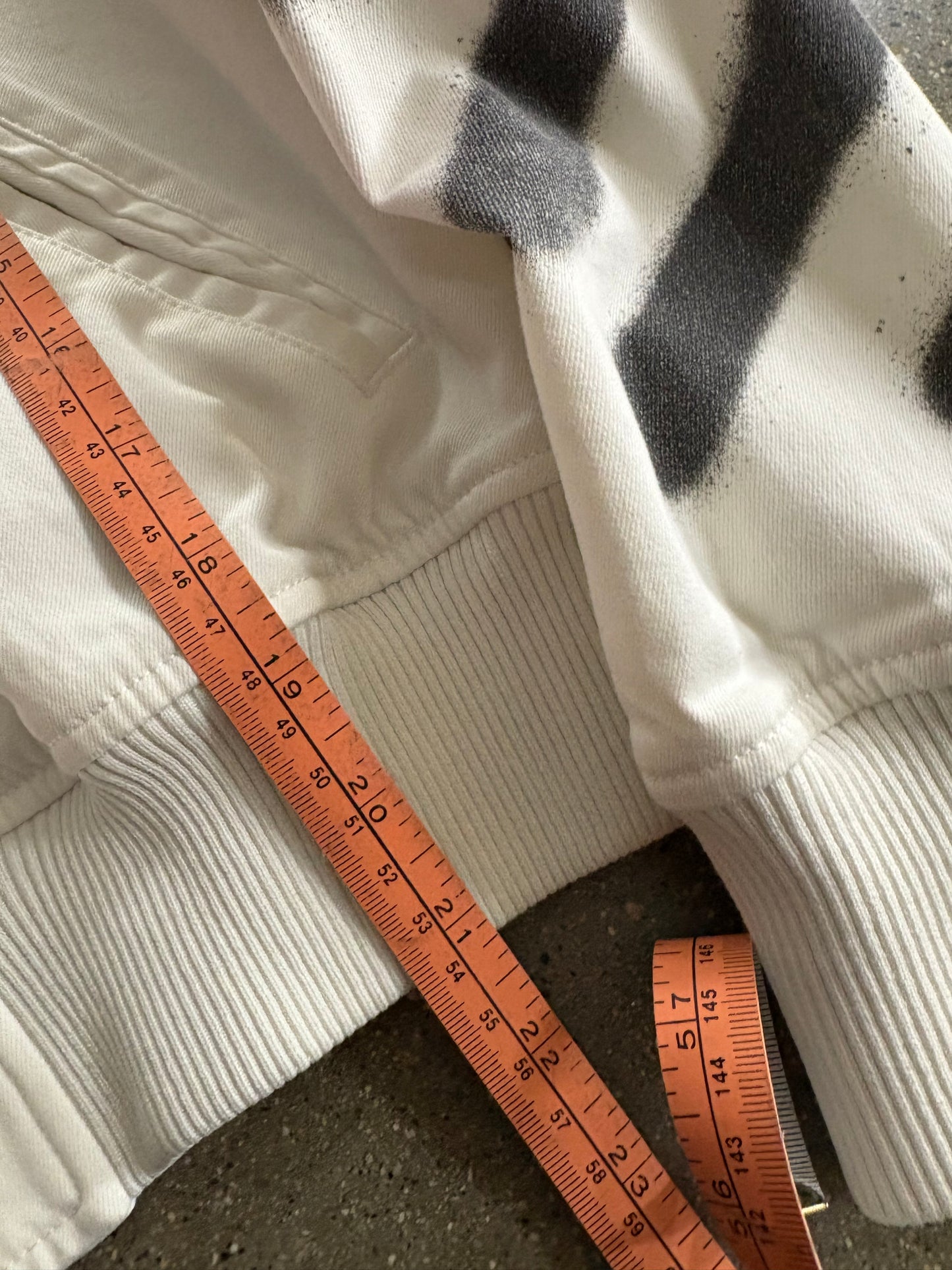 Offwhite jkt