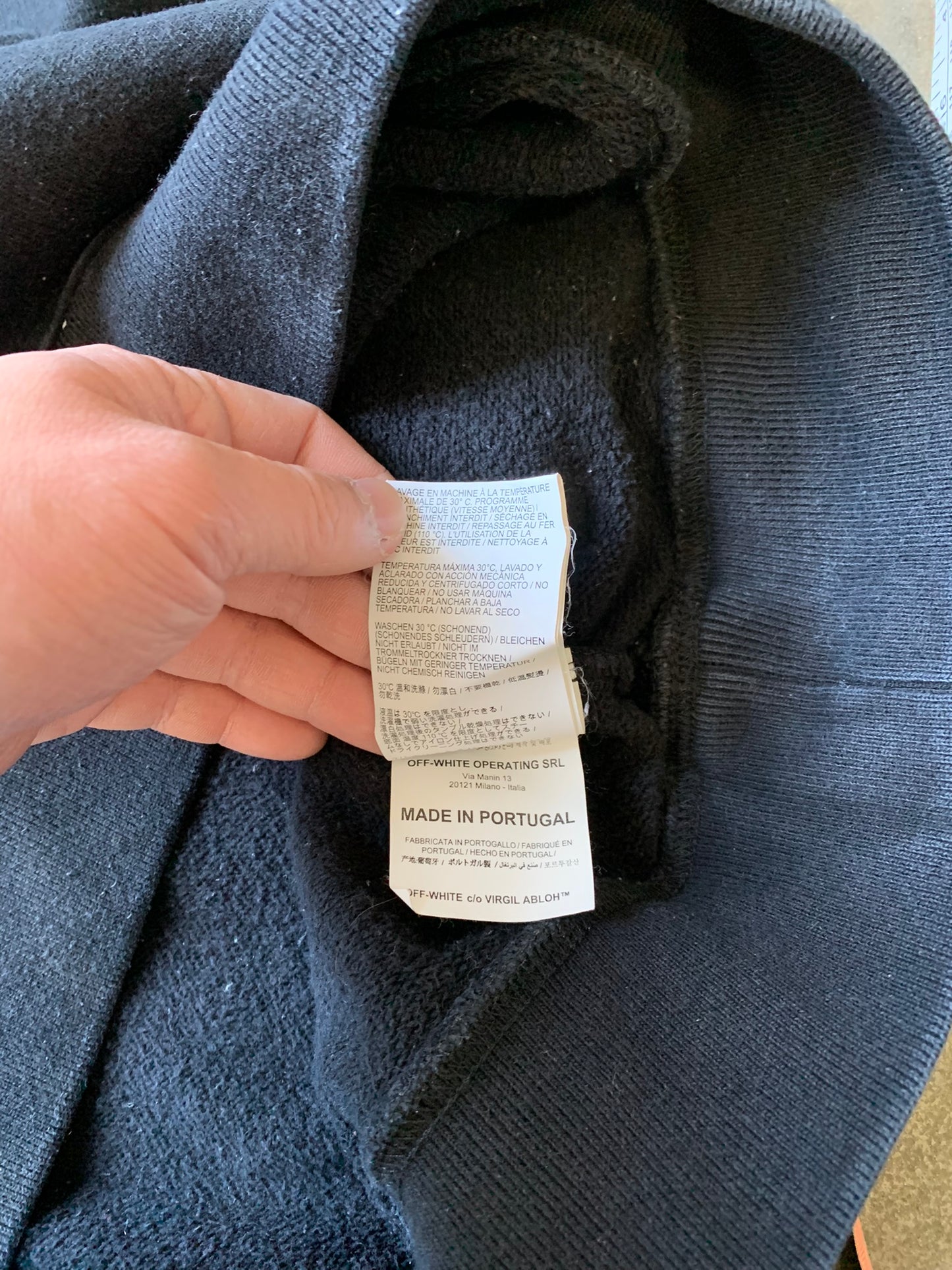 (L) OFFWHITE Unfinished Arrow Crewneck