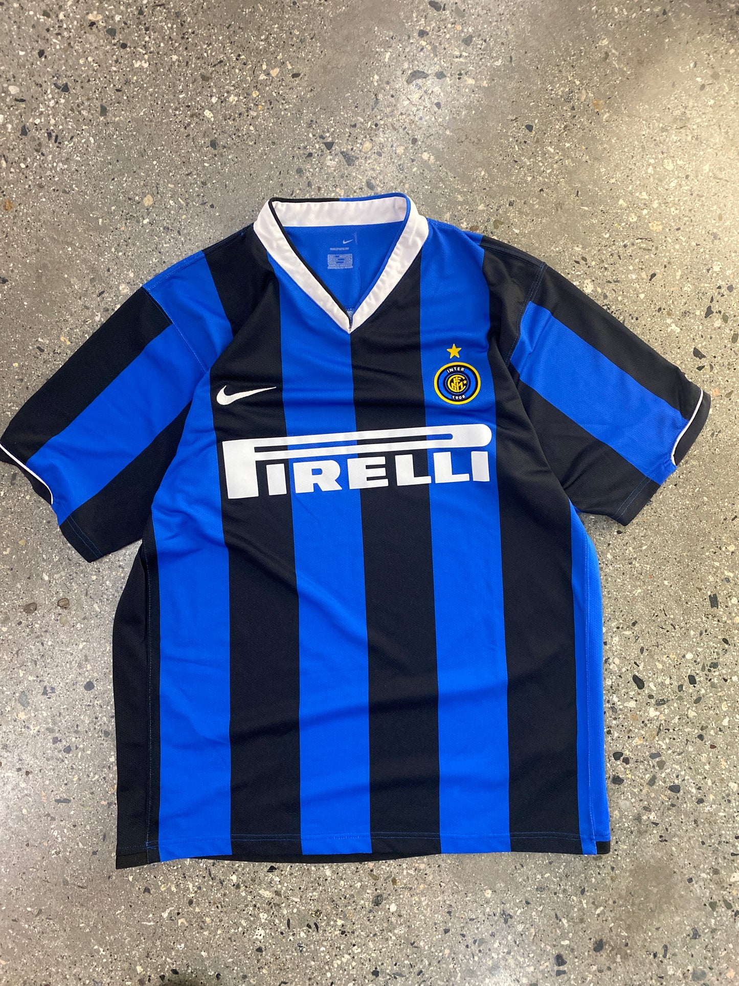 (L) Nike Inter Milan Kit