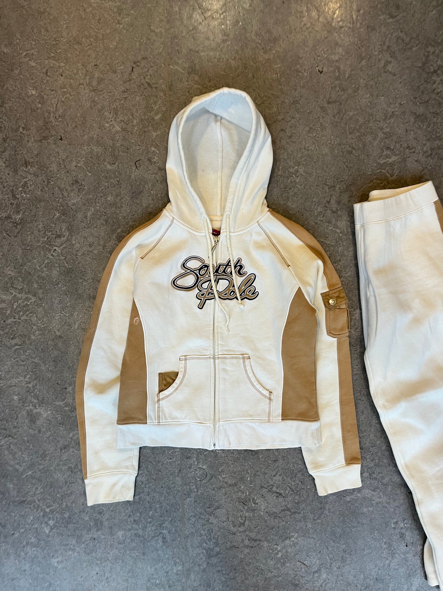 (XS) 00s South Pole Cream Track Suit