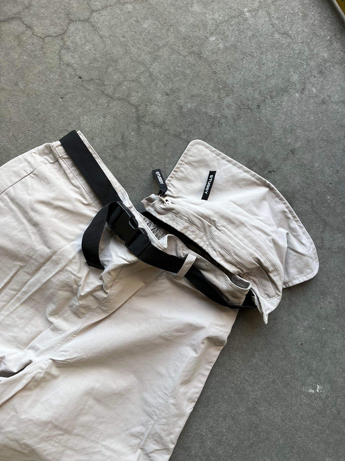 (26”) Stussy Parachutes w/ Fanny Pack