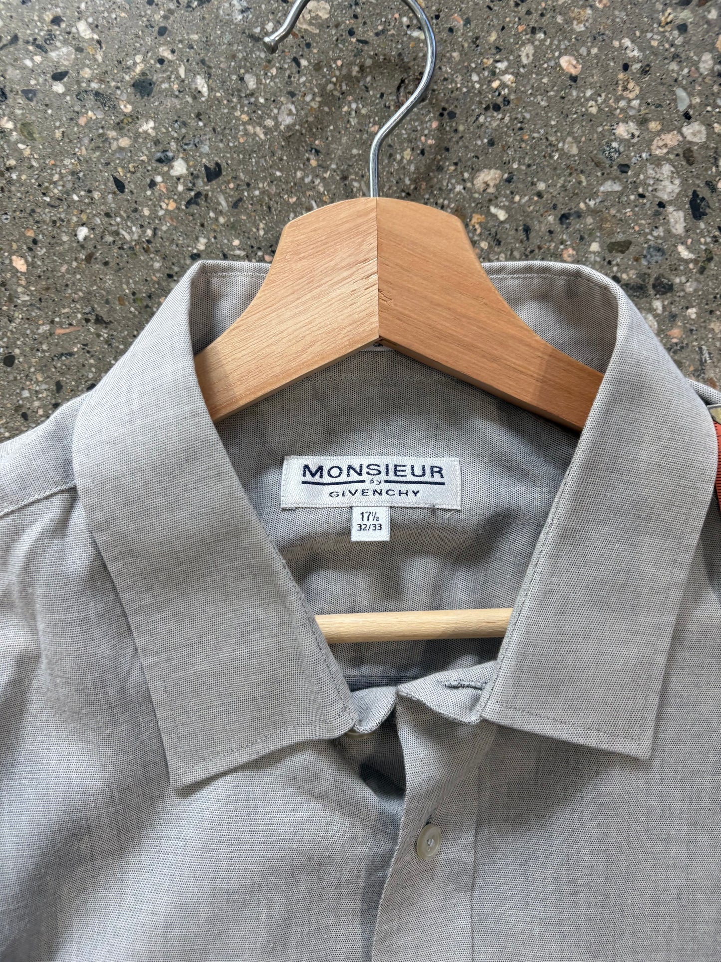 (L/XL) Baldy 1/1 Cropped Givenchy Button up